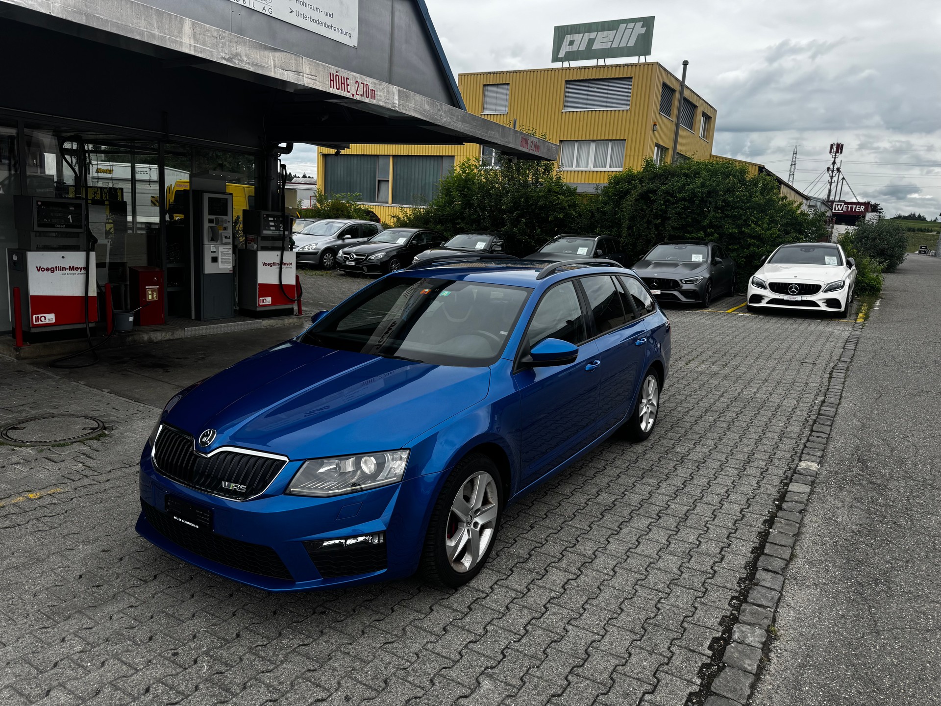 SKODA Octavia Combi 2.0 TSI RS-image-0