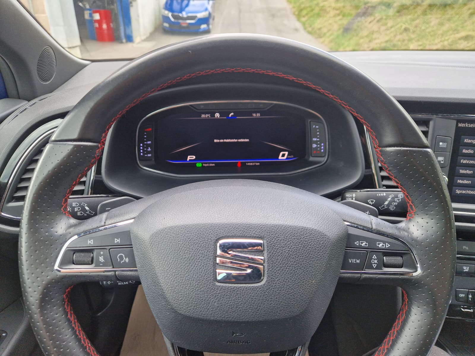 SEAT Leon 2.0 TSI Swiss FR DSG-image-13