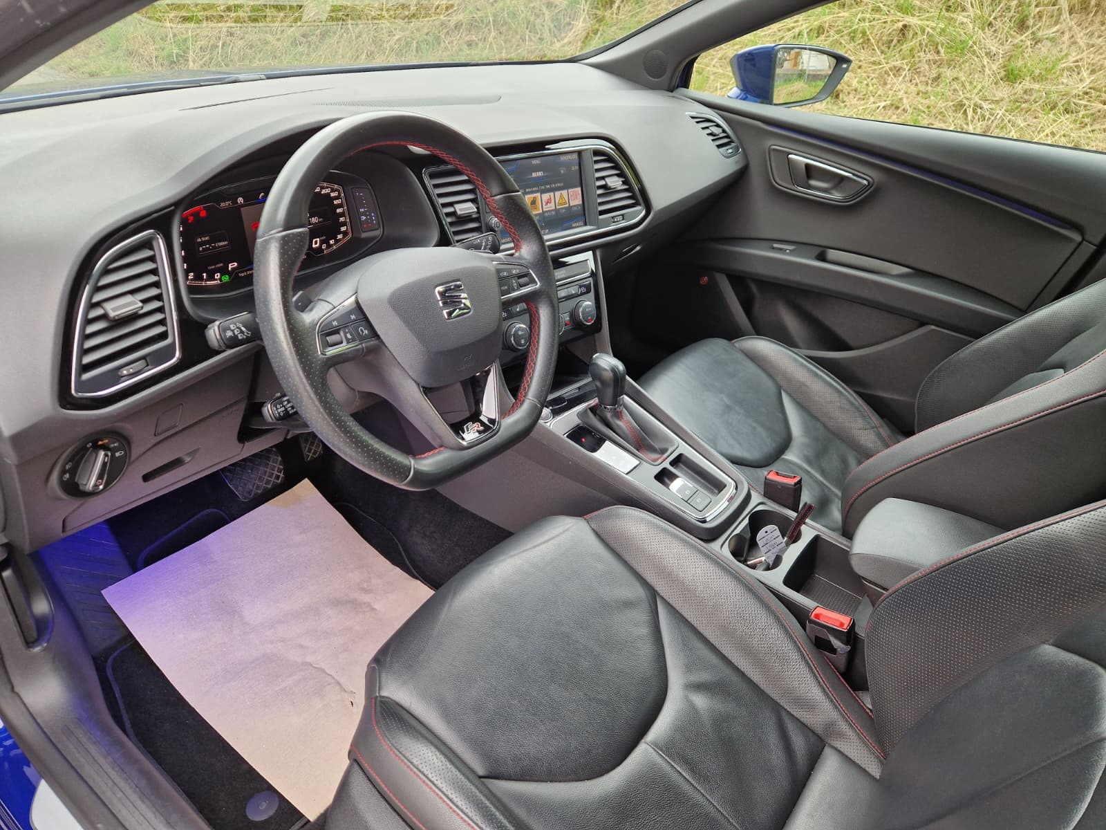 SEAT Leon 2.0 TSI Swiss FR DSG-image-6