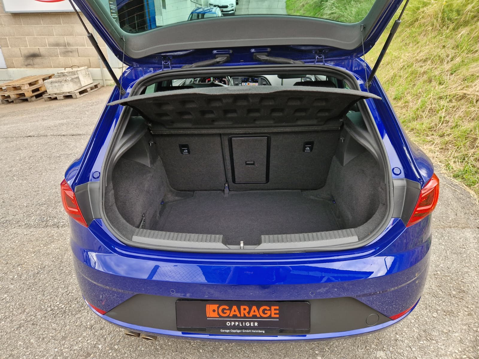 SEAT Leon 2.0 TSI Swiss FR DSG-image-8