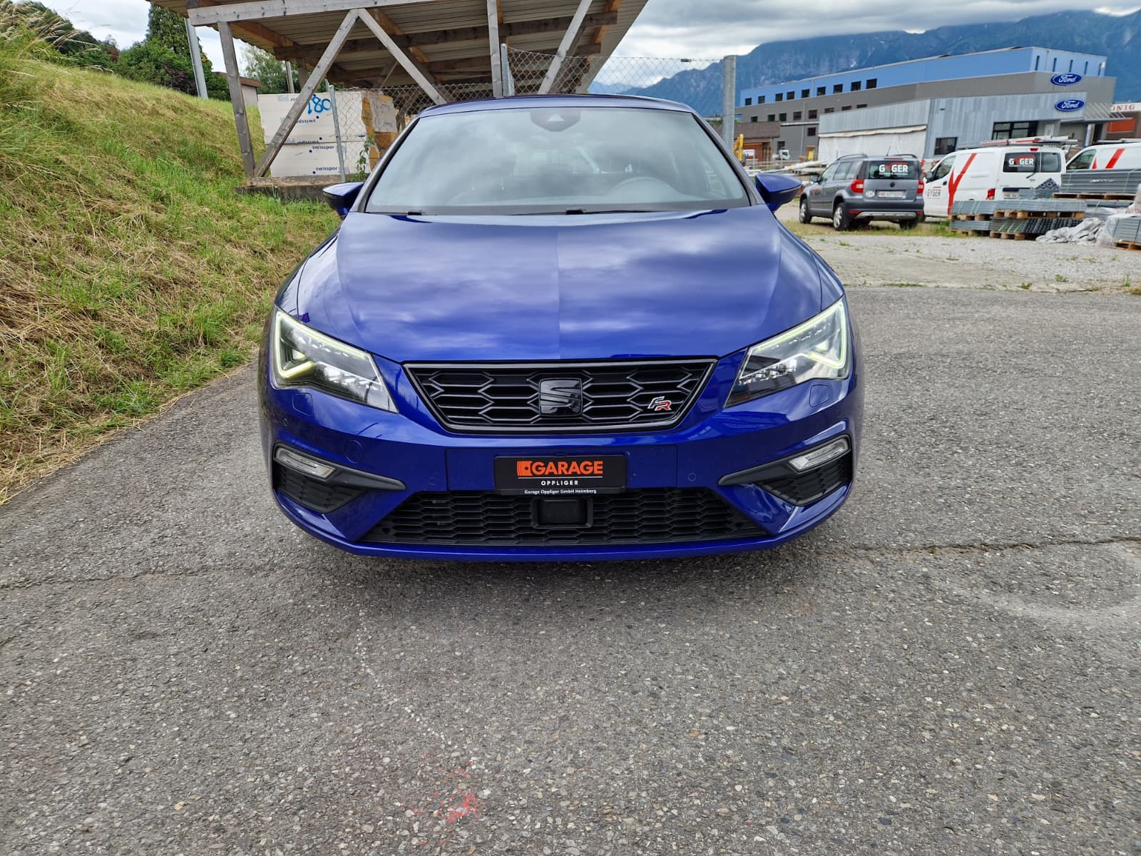 SEAT Leon 2.0 TSI Swiss FR DSG-image-1