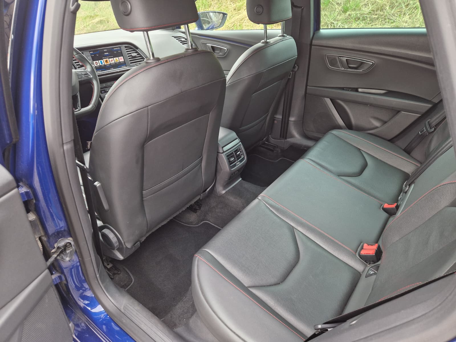 SEAT Leon 2.0 TSI Swiss FR DSG-image-7