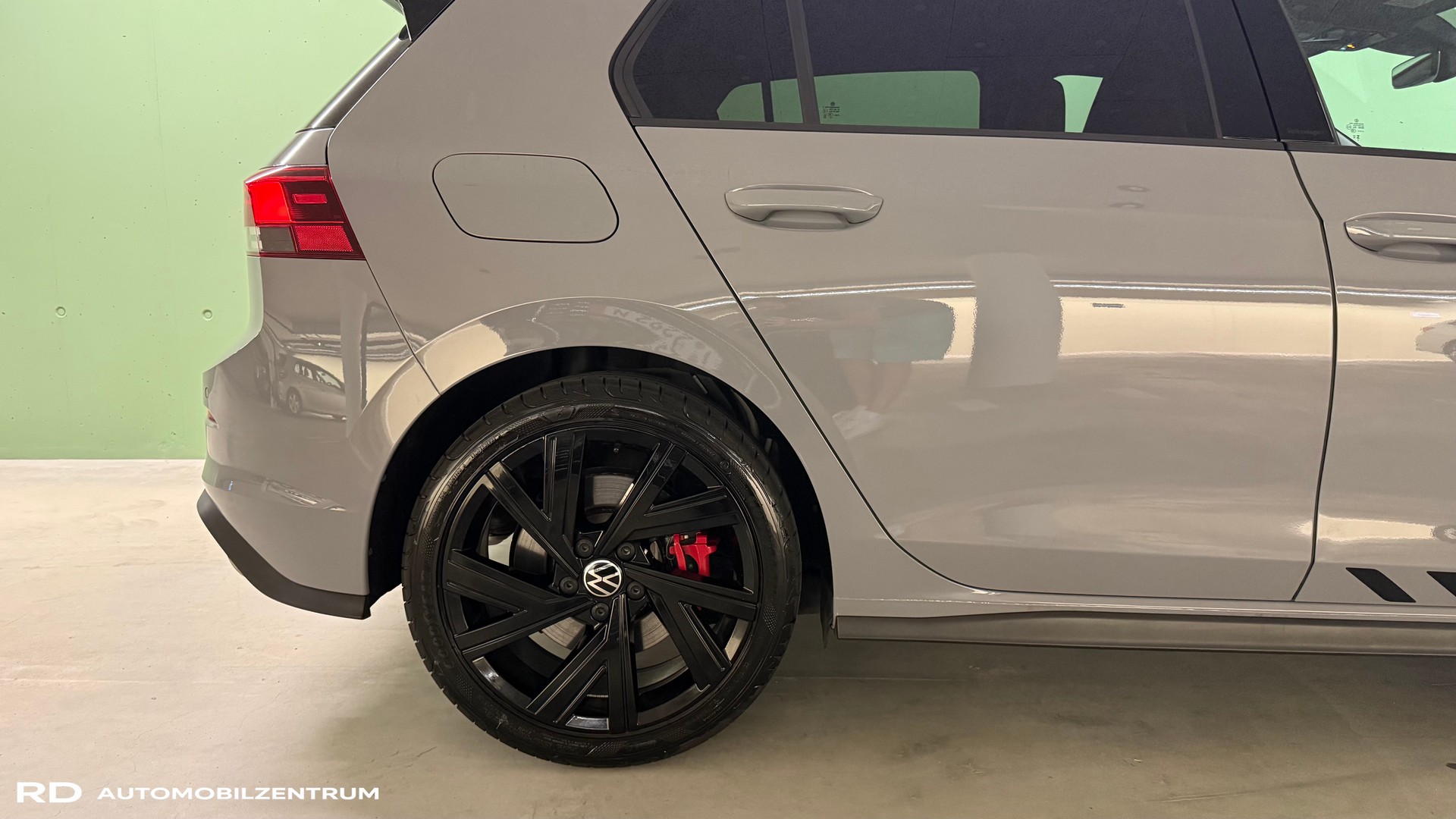 VW Golf 2.0 TSI GTI Clubsport DSG-image-3