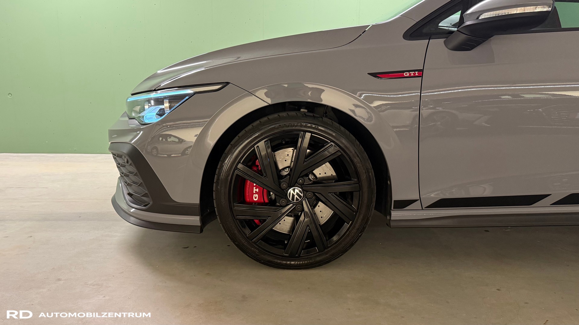 VW Golf 2.0 TSI GTI Clubsport DSG-image-15