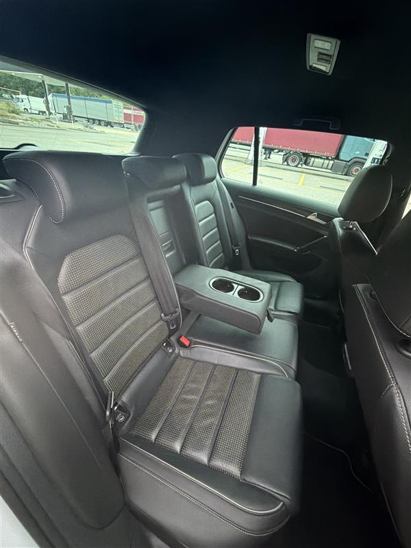 VW 2.0 TSI R Facelift DSG 4motion-image-2