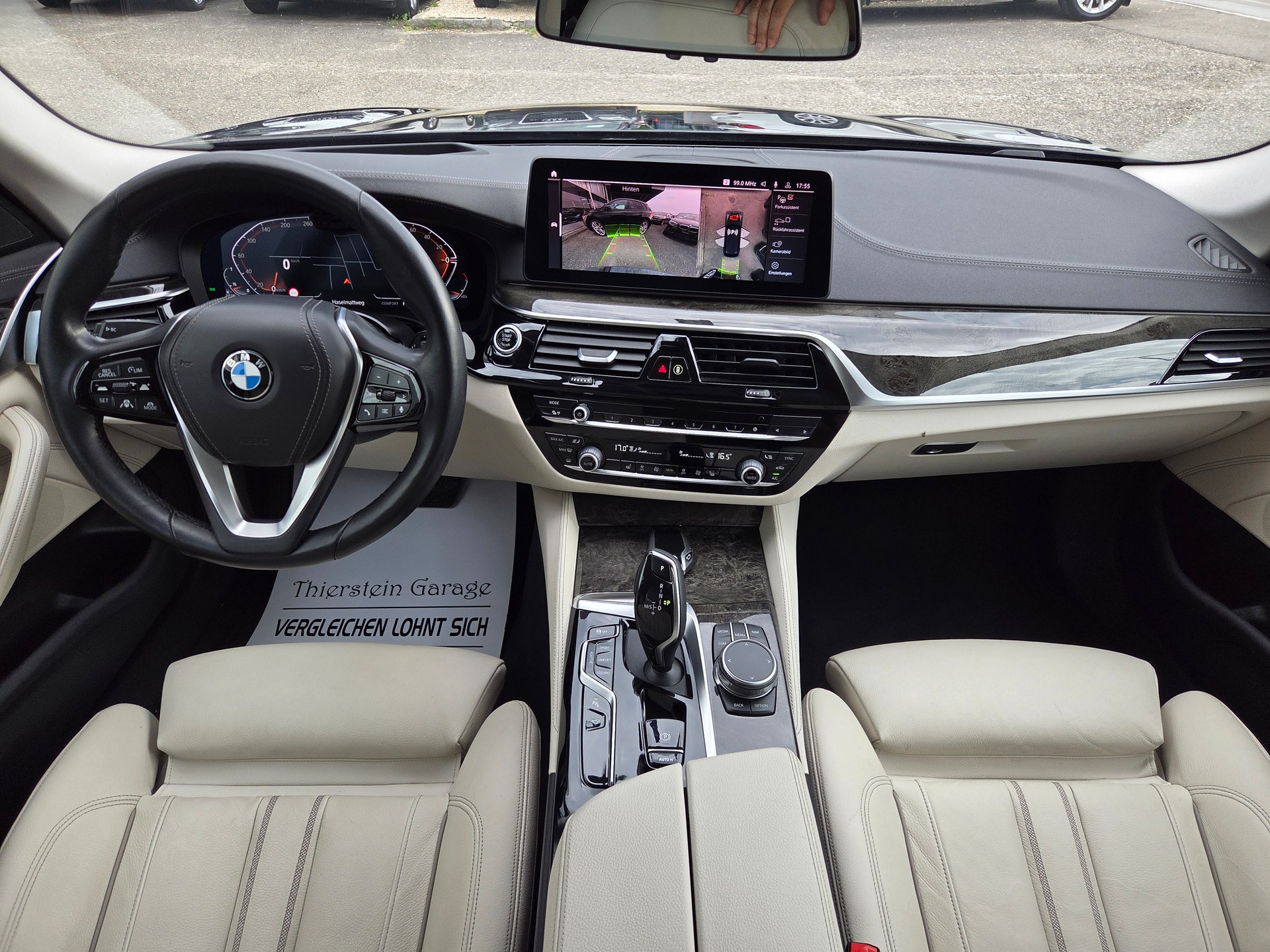 BMW 530d xDrive 48V Touring Luxury Line Steptronic-image-18