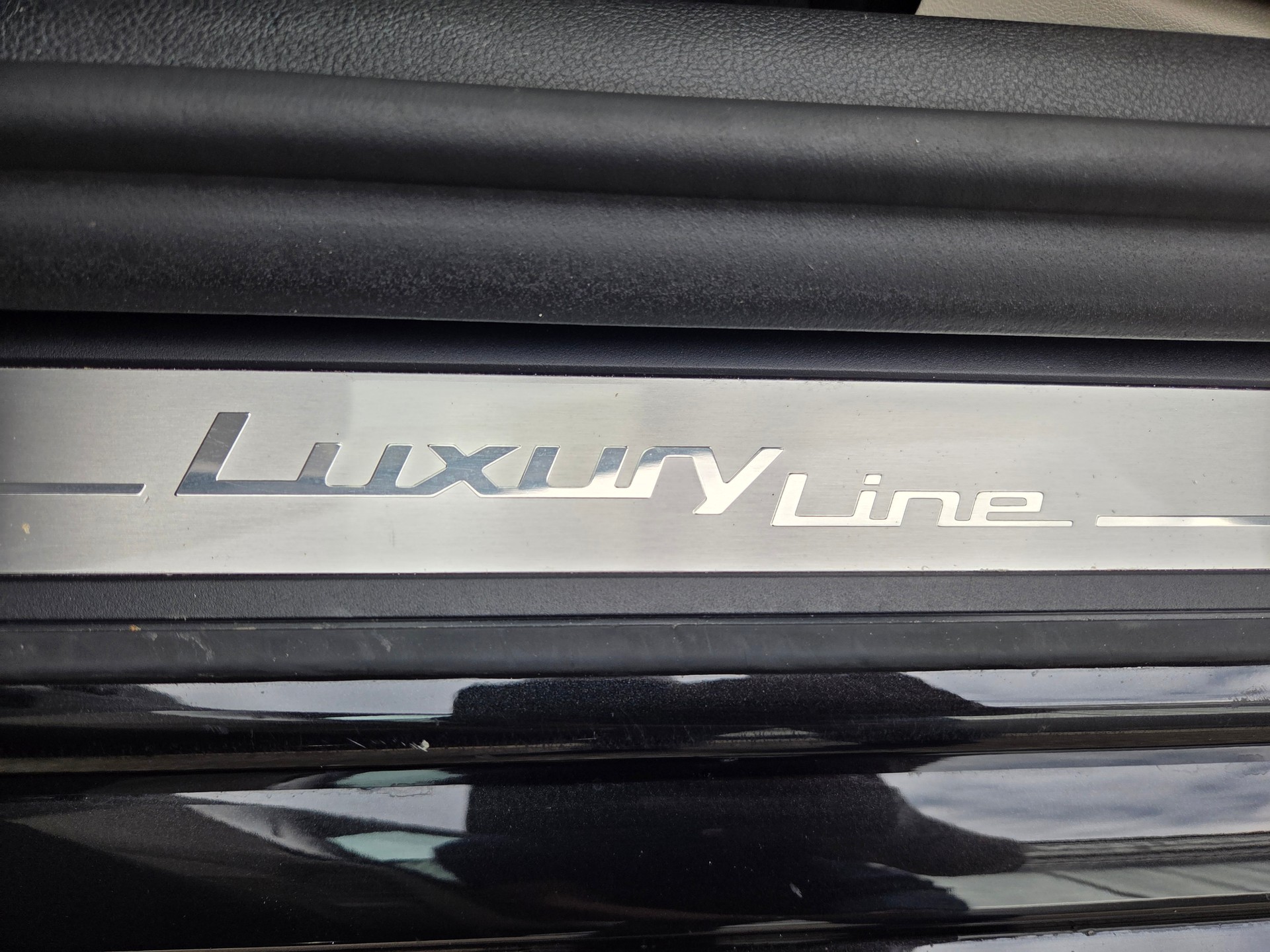 BMW 530d xDrive 48V Touring Luxury Line Steptronic-image-28