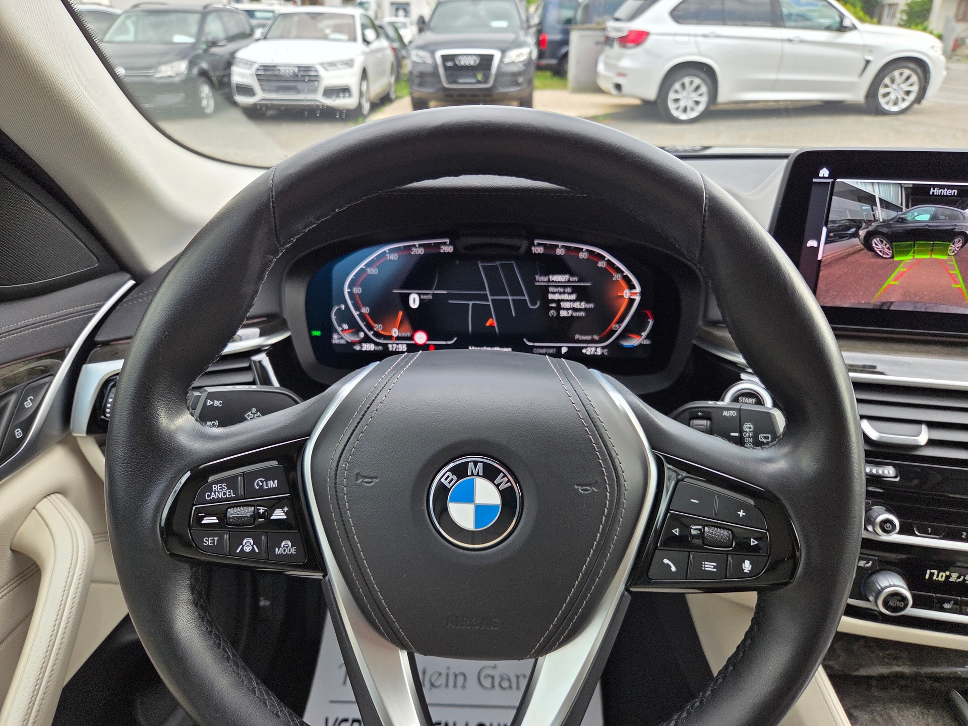 BMW 530d xDrive 48V Touring Luxury Line Steptronic-image-19