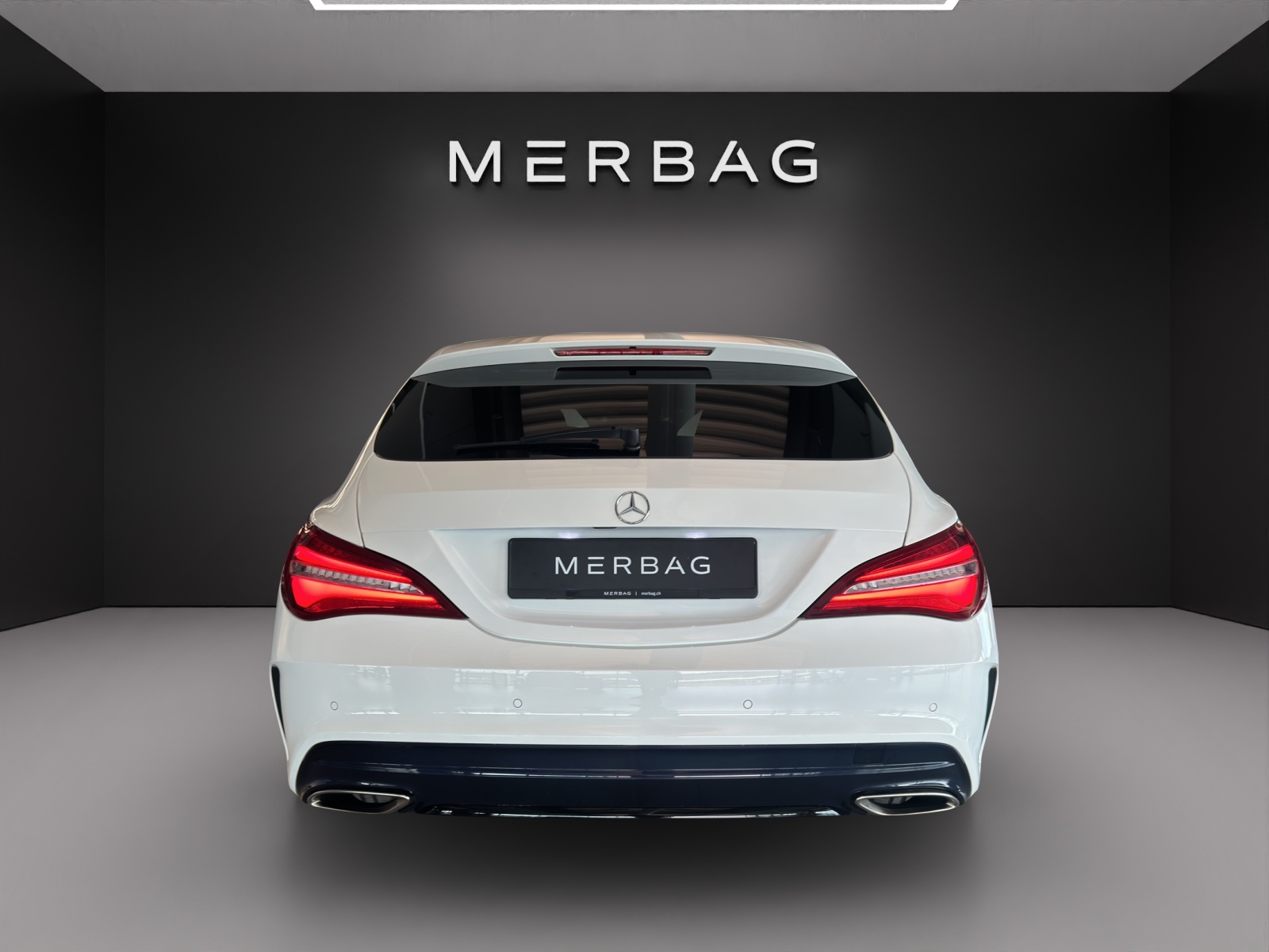 MERCEDES-BENZ CLA 220 4Matic-image-4