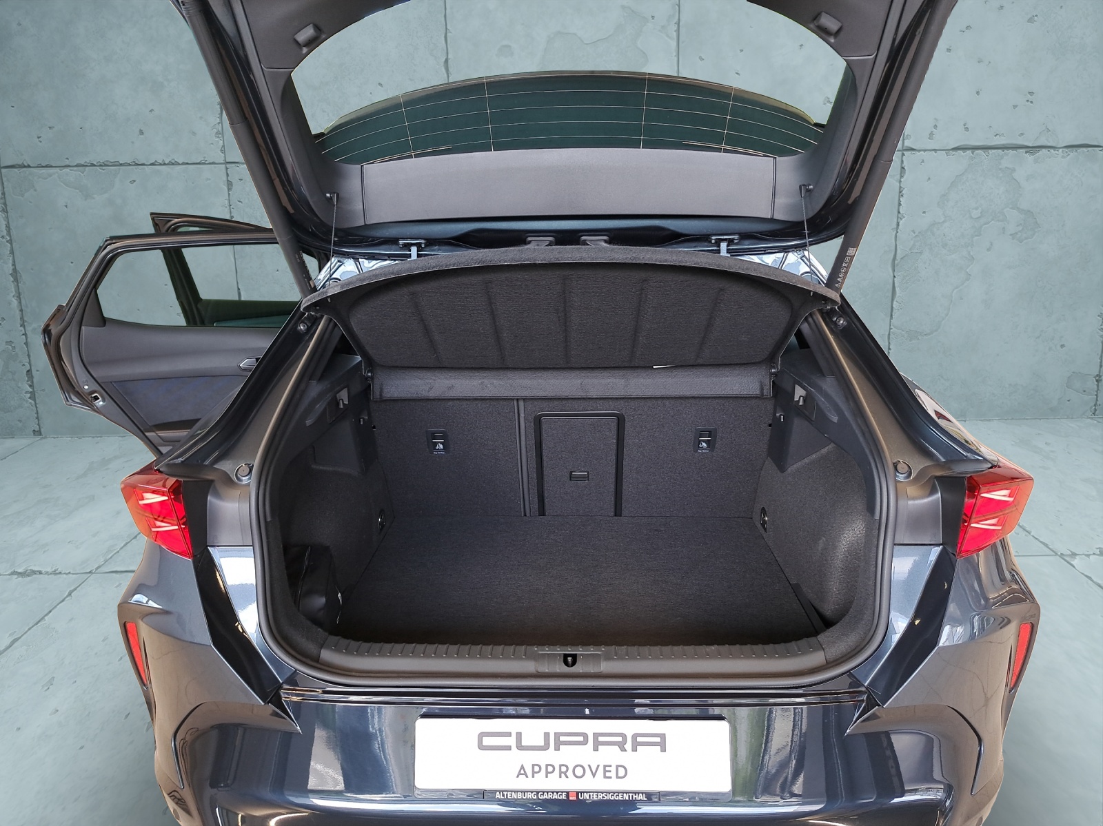 CUPRA Formentor 1.5 e-HYBRID pHEV DSG-image-16