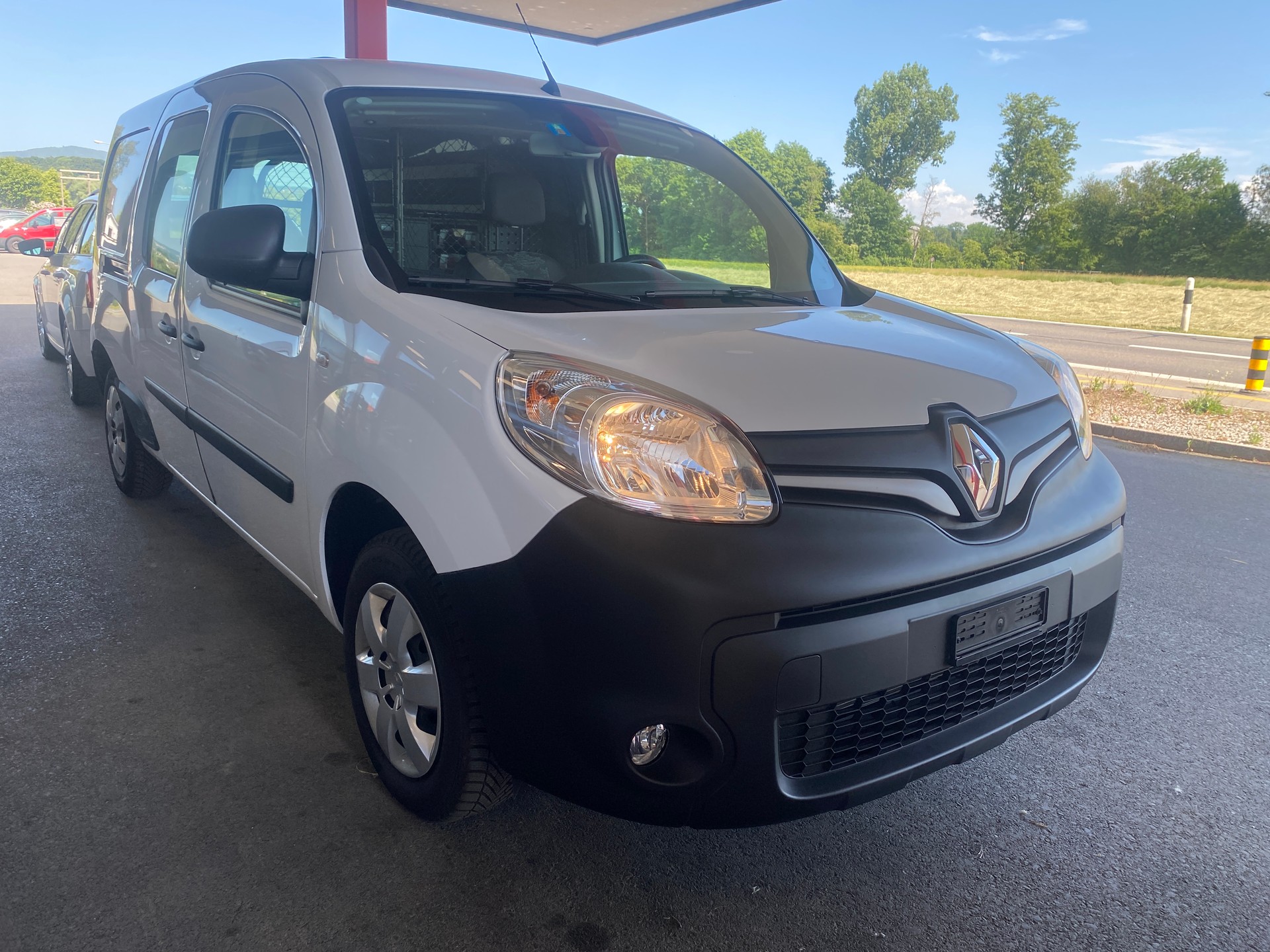 RENAULT KANGOO MAXI-image-1