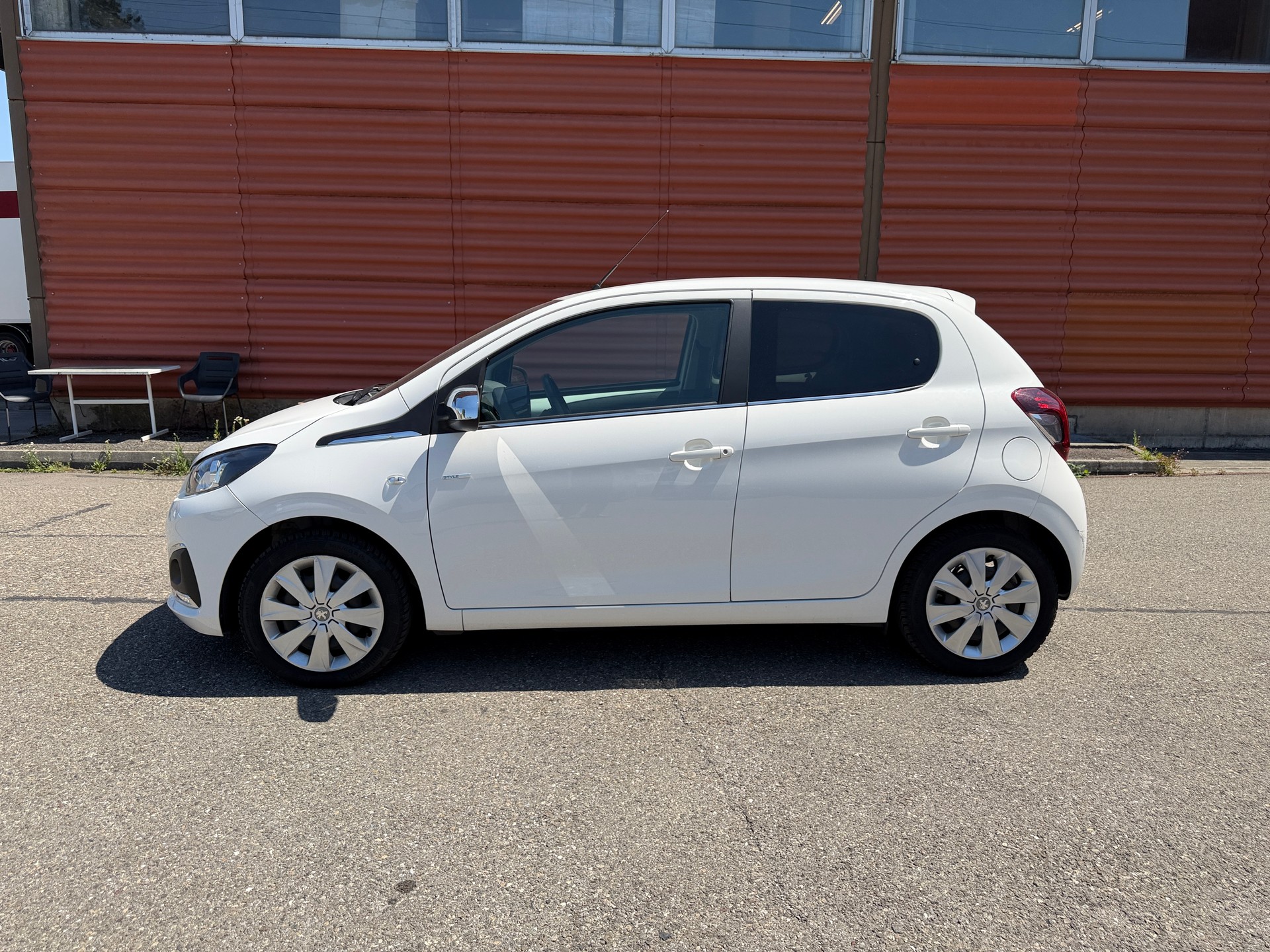 PEUGEOT 108 e-1.0 VTi Stop&Start Active Top-image-4