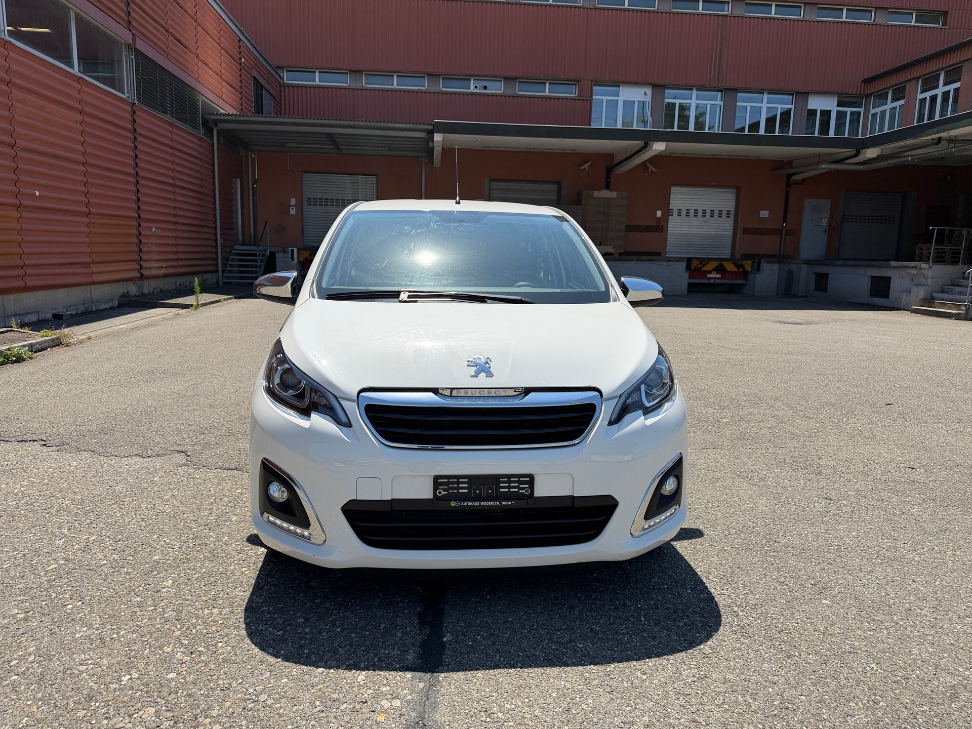 PEUGEOT 108 e-1.0 VTi Stop&Start Active Top-image-1