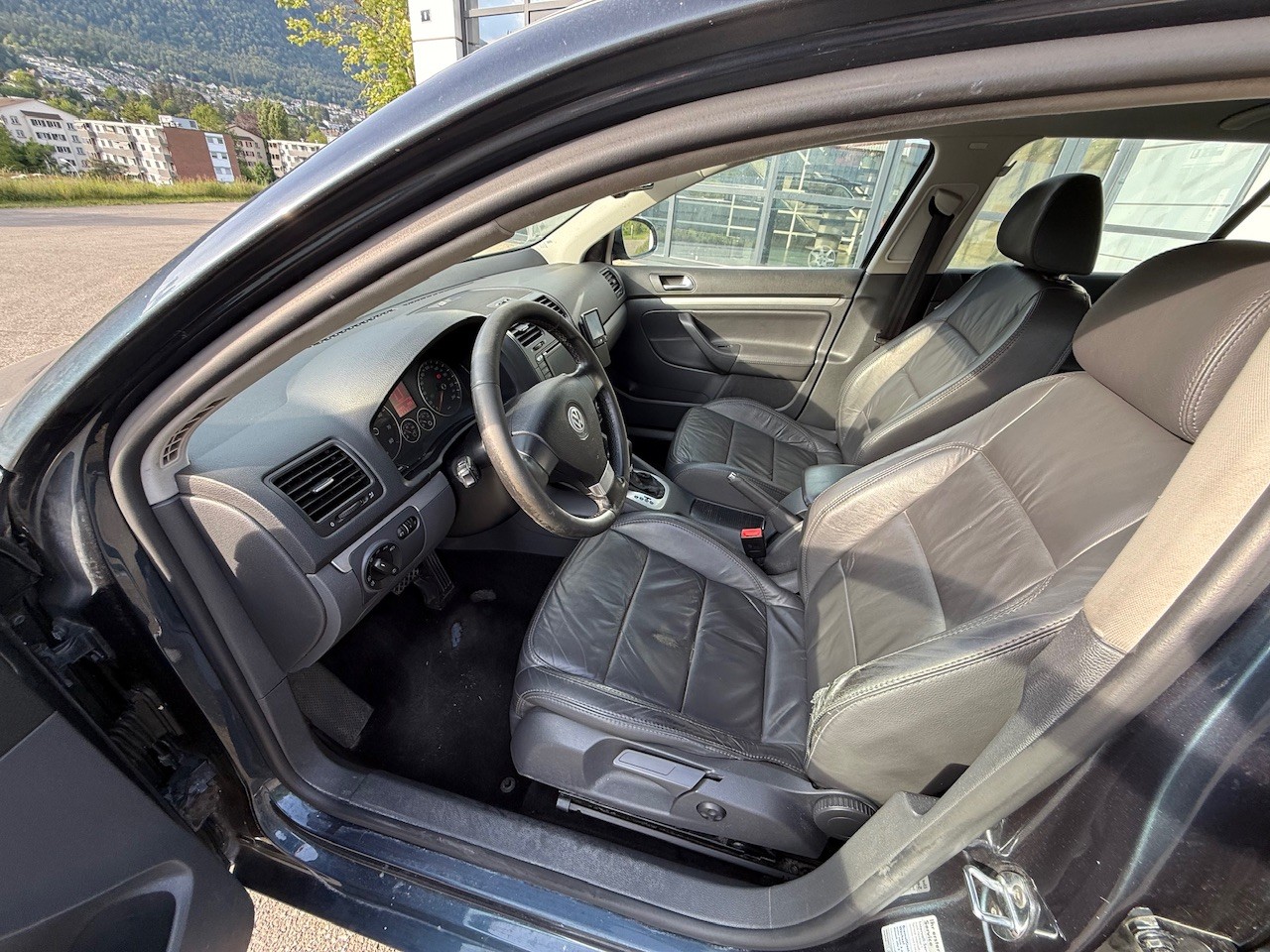 VW Golf Variant 1.4 TSI Sportline DSG-image-12