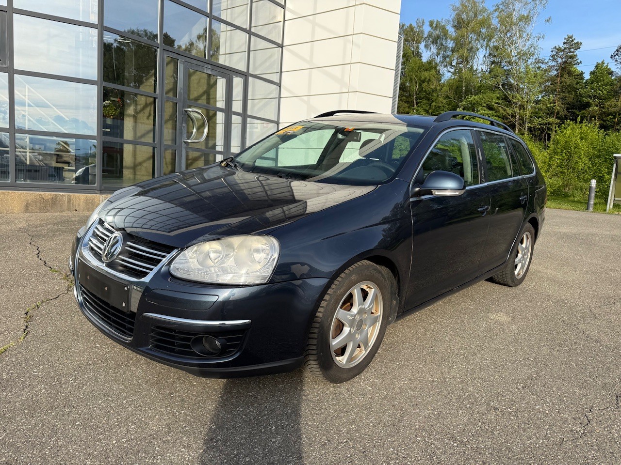 VW Golf Variant 1.4 TSI Sportline DSG-image-2