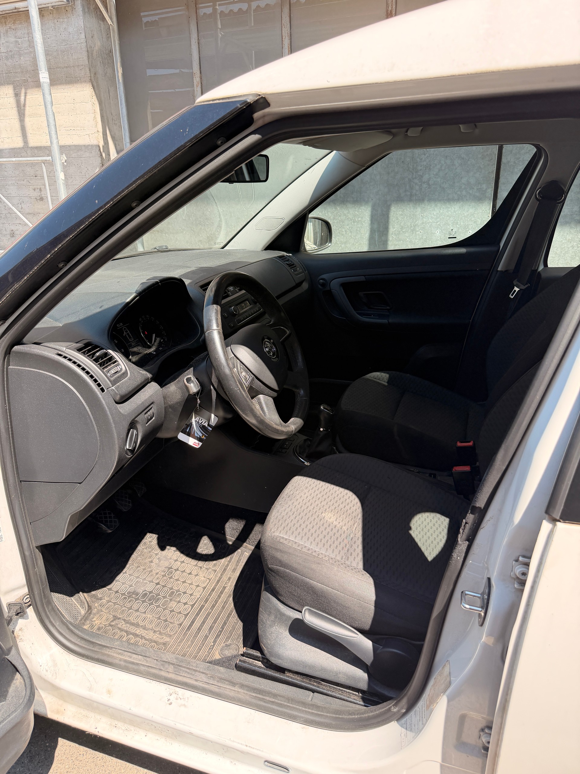 SKODA ROOMSTER-image-3