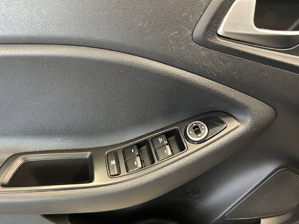 HYUNDAI i20 1.0 T-GDi Exxtra Plus-image-2