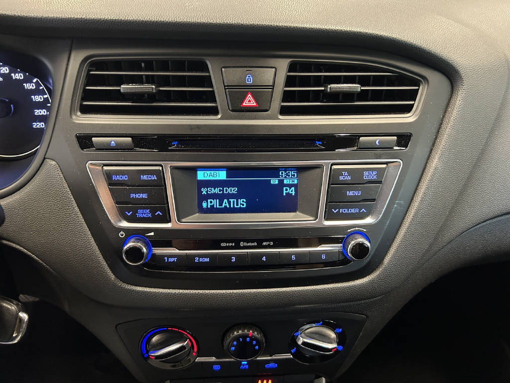 HYUNDAI i20 1.0 T-GDi Exxtra Plus-image-5