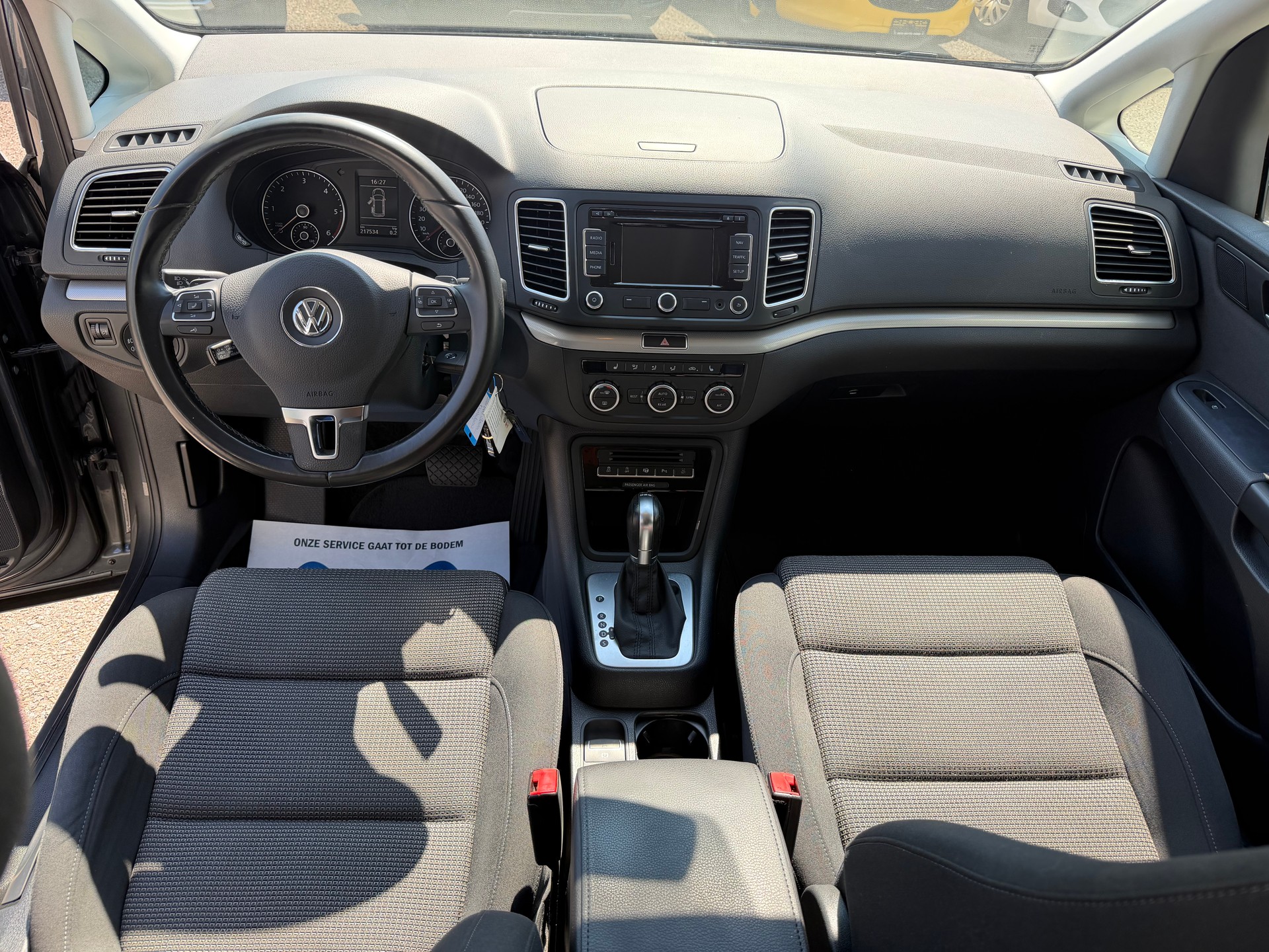 VW Sharan 2.0 TDI BMT Comfortline DSG-image-7