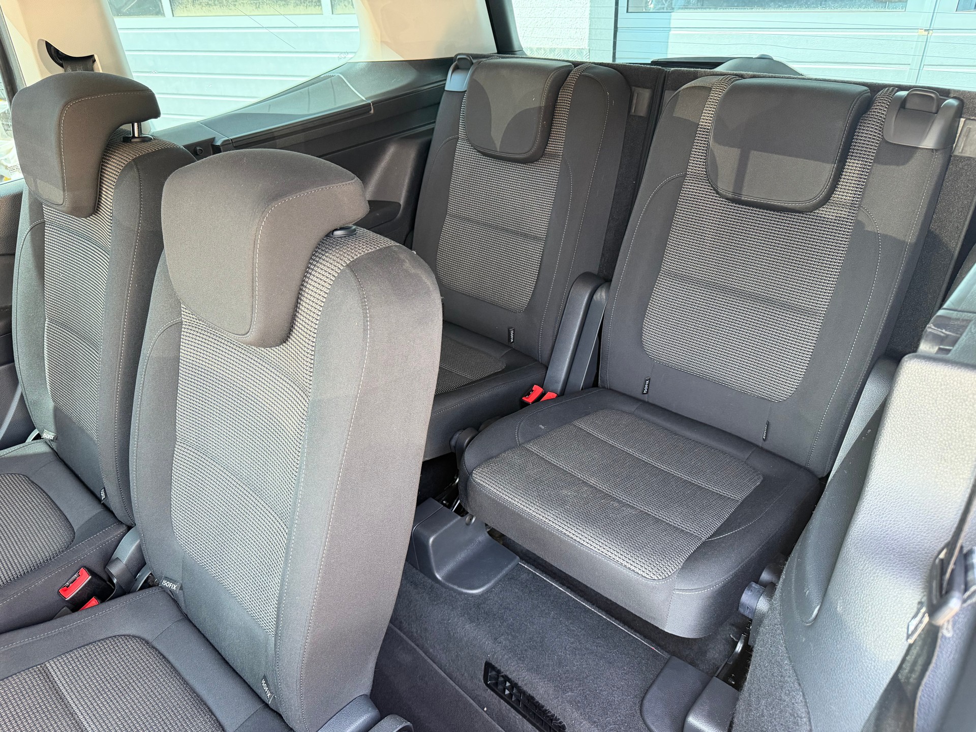 VW Sharan 2.0 TDI BMT Comfortline DSG-image-9