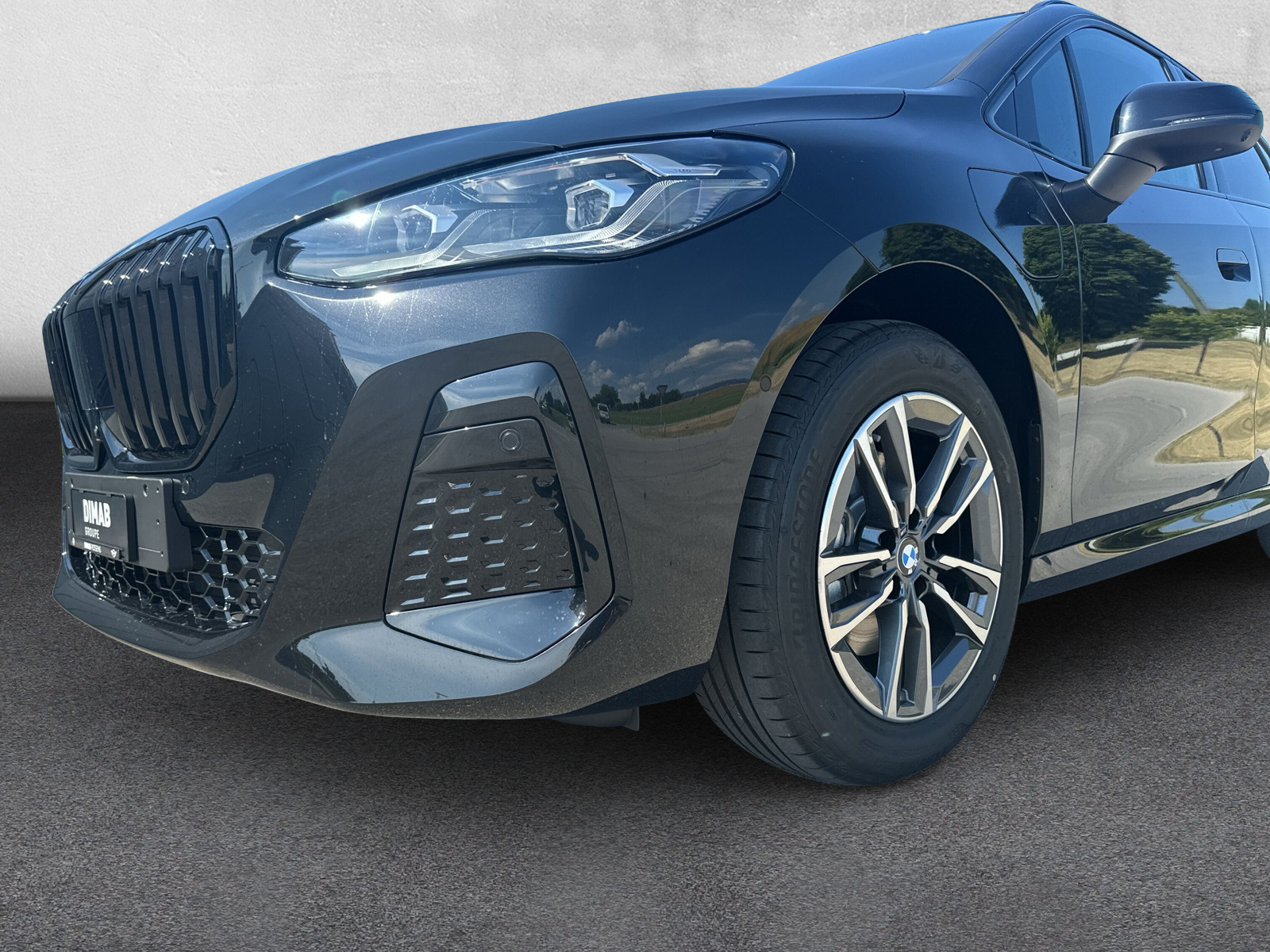 BMW 225e xDrive Active Tourer-image-8