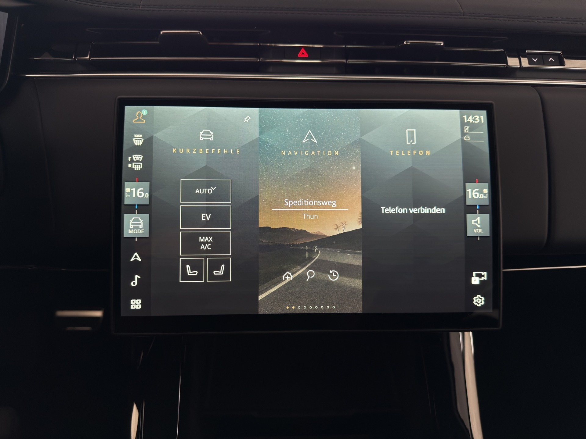 LAND ROVER Range Rover Sport 3.0 I6 P460e SE Dynamic-image-9