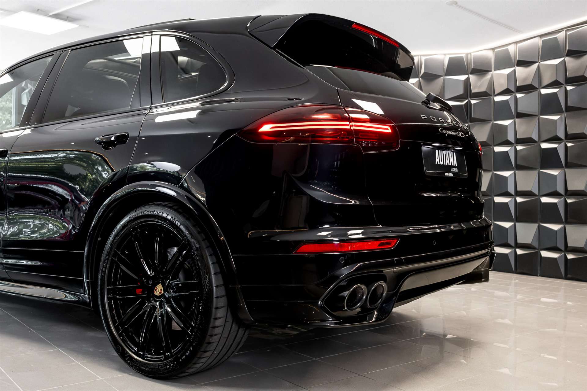 PORSCHE Cayenne GTS-image-30