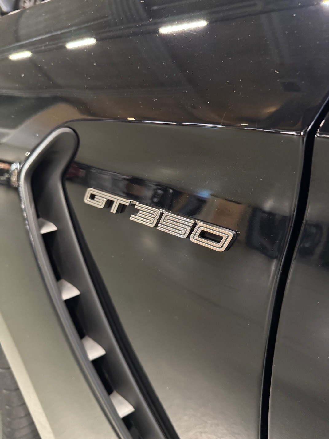 FORD Mustang Shelby GT350 *track pack*-image-6