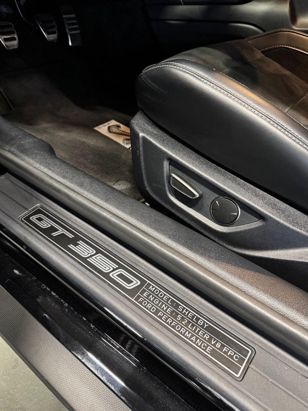 FORD Mustang Shelby GT350 *track pack*-image-14