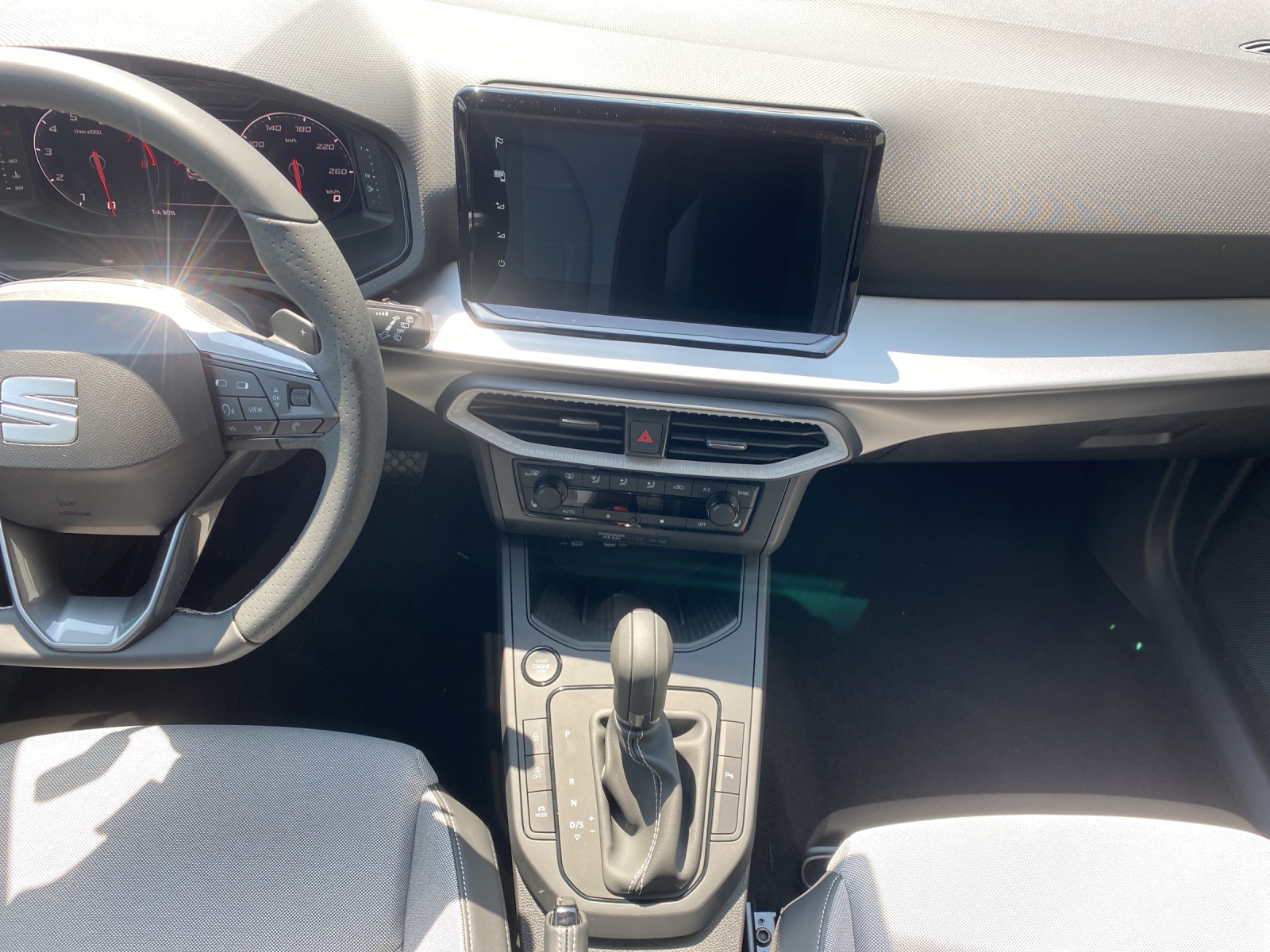 SEAT Ibiza 1.0 EcoTSI FR DSG-image-10