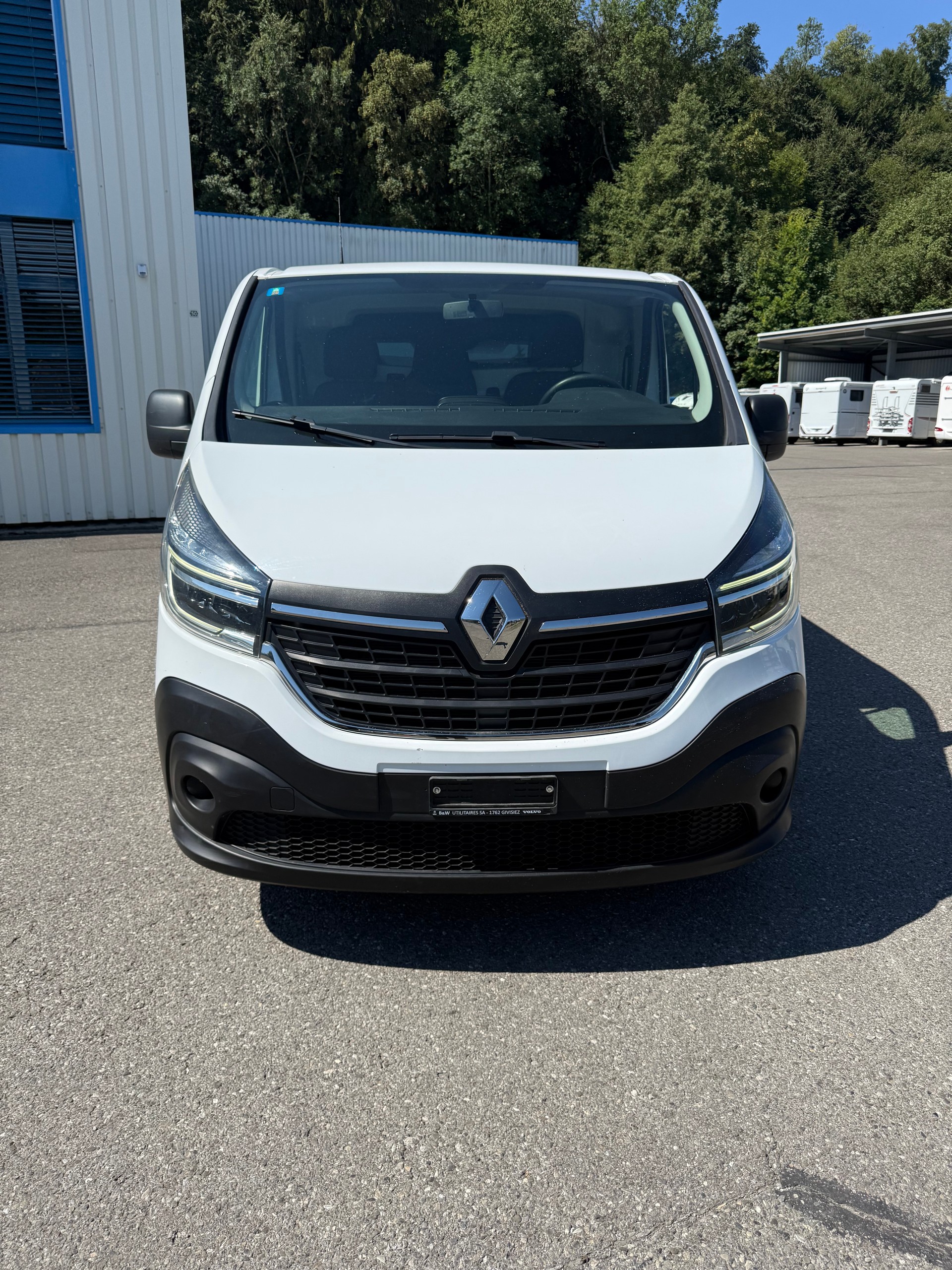 RENAULT Trafic 2.0 dCi 120 3.0t Business L1H1-image-0