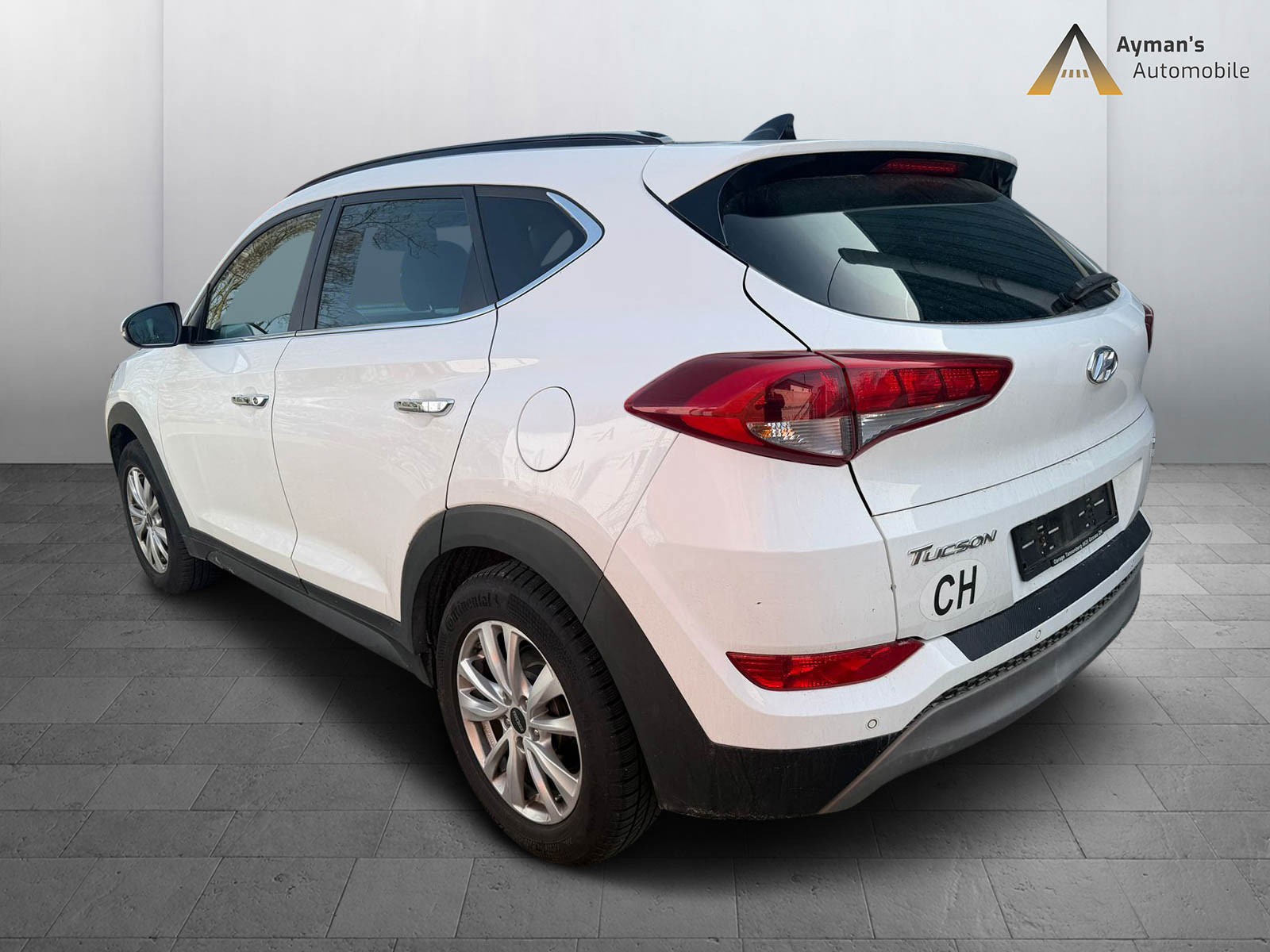 HYUNDAI Tucson 2.0 CRDI Vertex 4WD Automatic-image-2