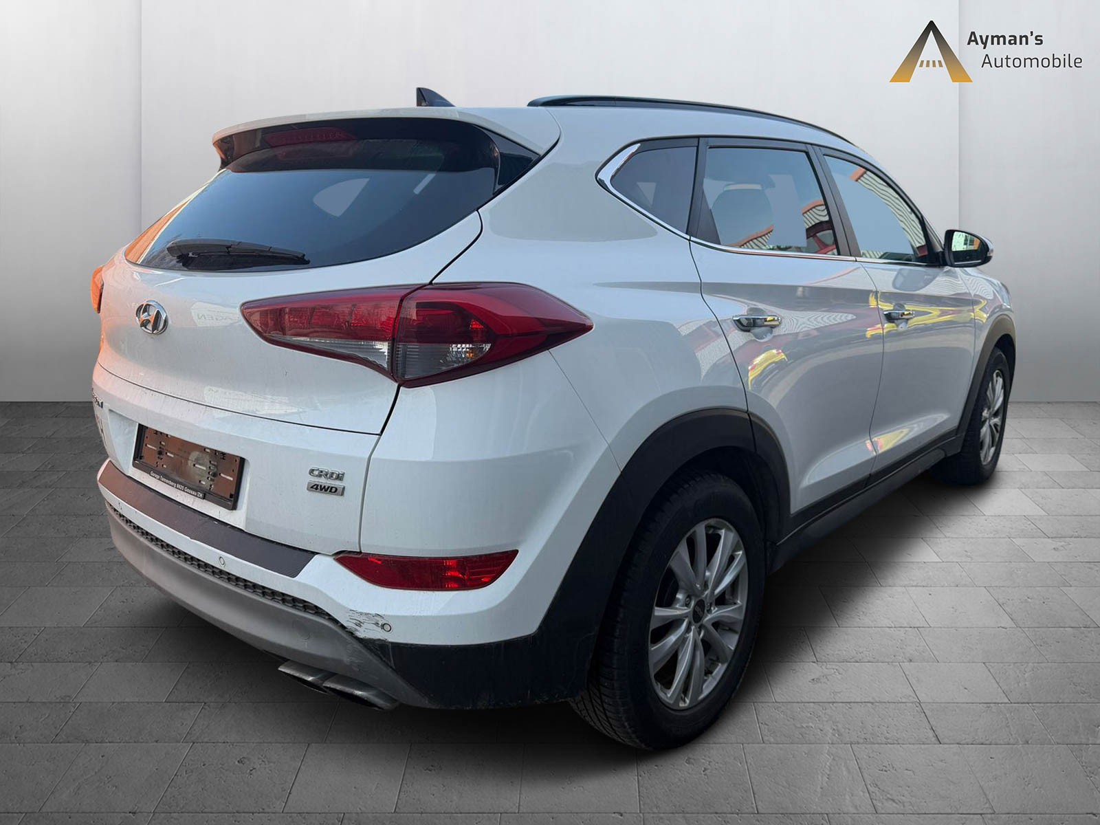 HYUNDAI Tucson 2.0 CRDI Vertex 4WD Automatic-image-3