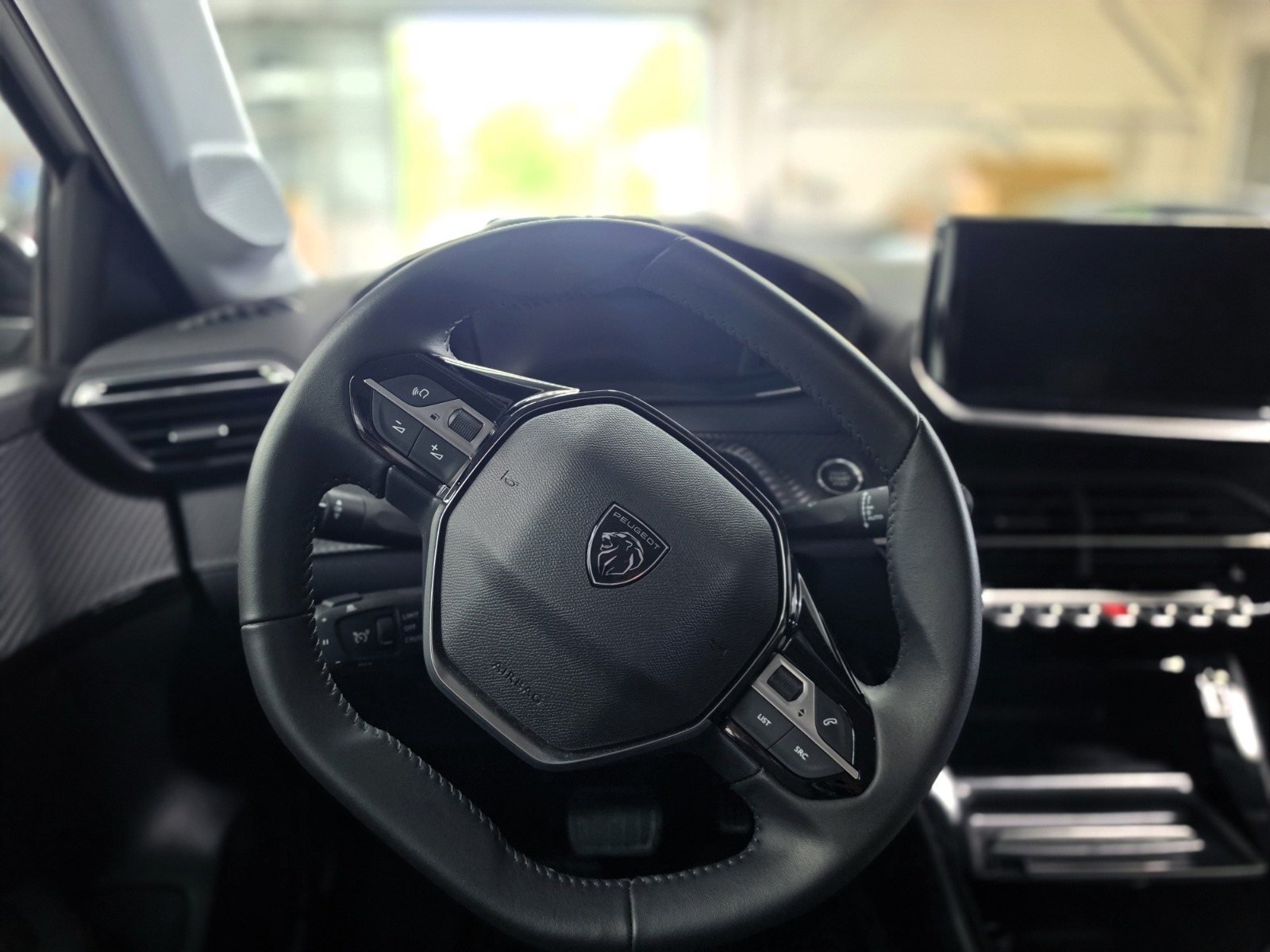 PEUGEOT 208 Elektrik 100 kW Allure-image-10