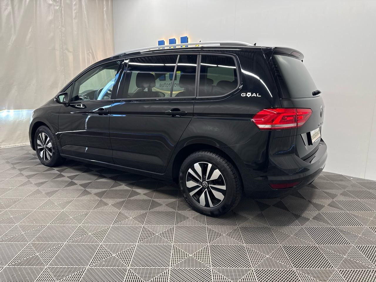 VW Touran 1.5 TSI EVO Goal 7-Sitze-showroom-element-1