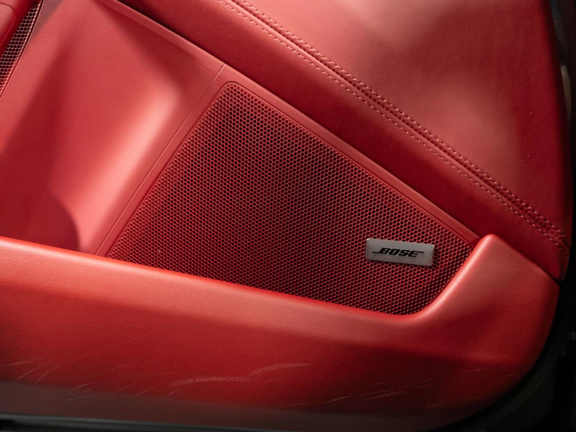 PORSCHE 911 Targa 4 GTS (MY22)-image-21