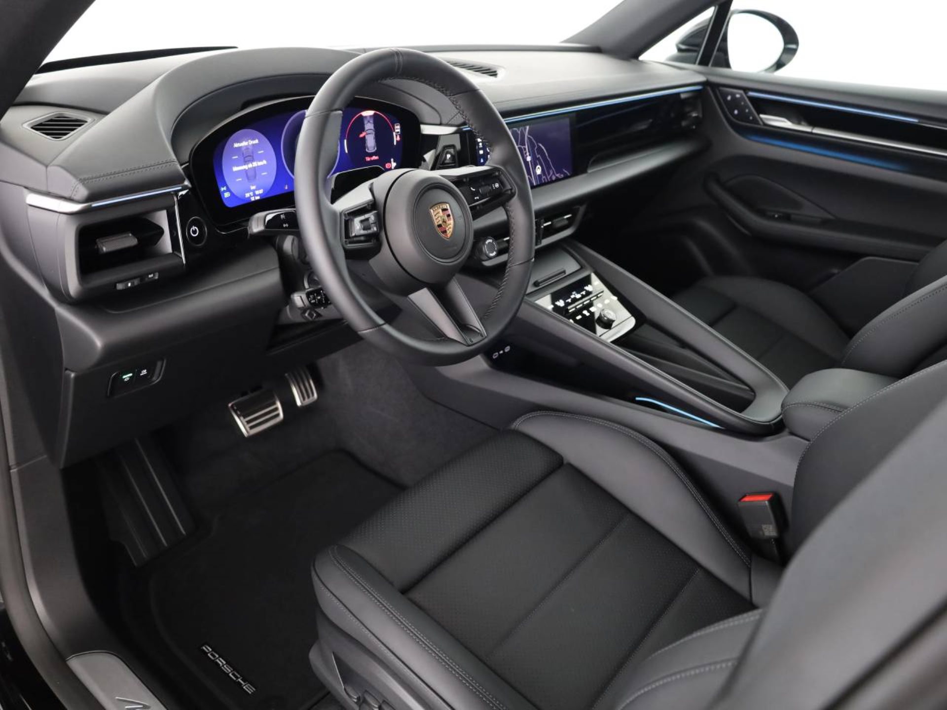 PORSCHE Macan 4S-image-3