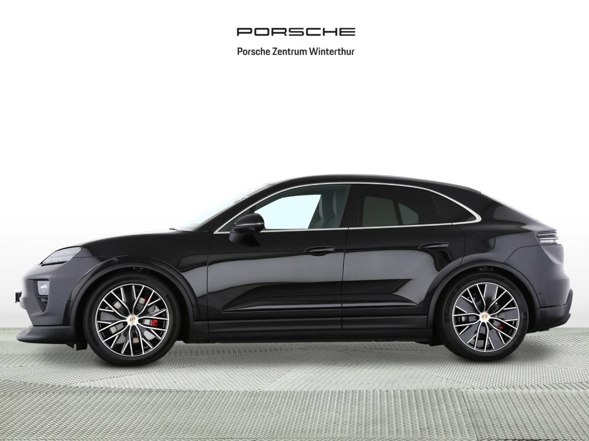 PORSCHE Macan 4S-image-1