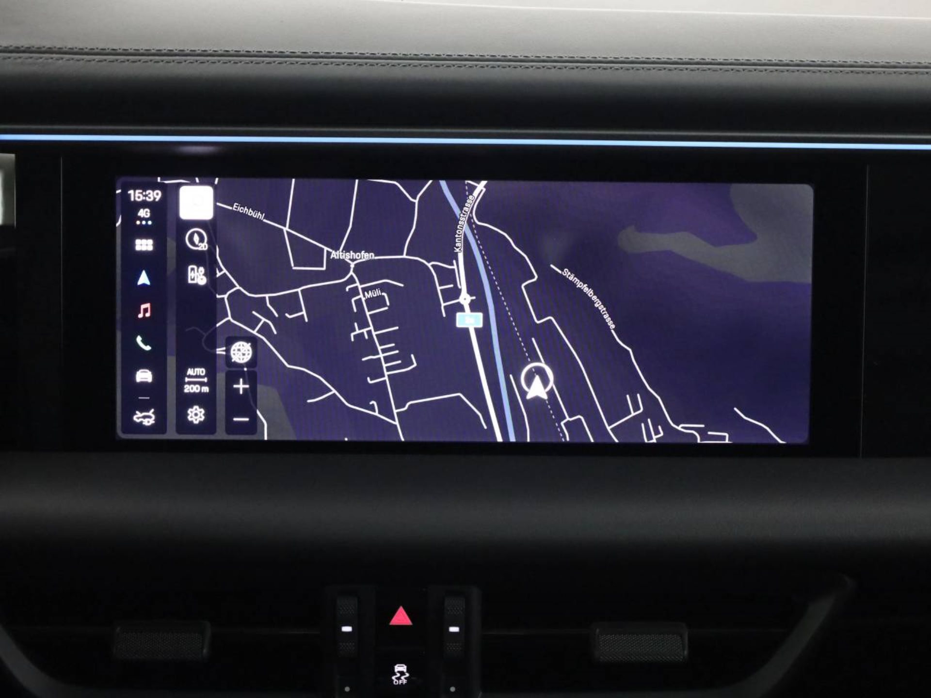 PORSCHE Macan 4S-image-11