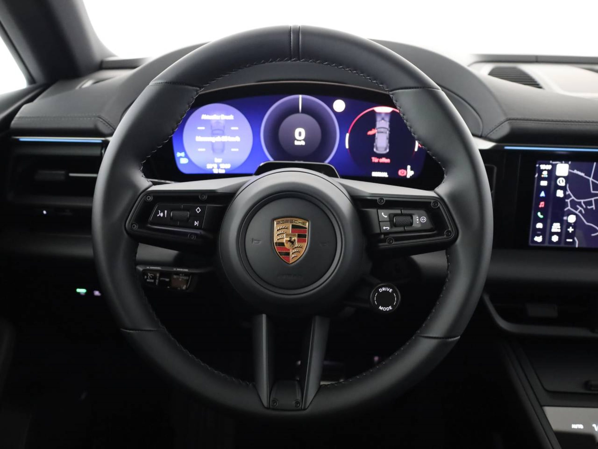 PORSCHE Macan 4S-image-9