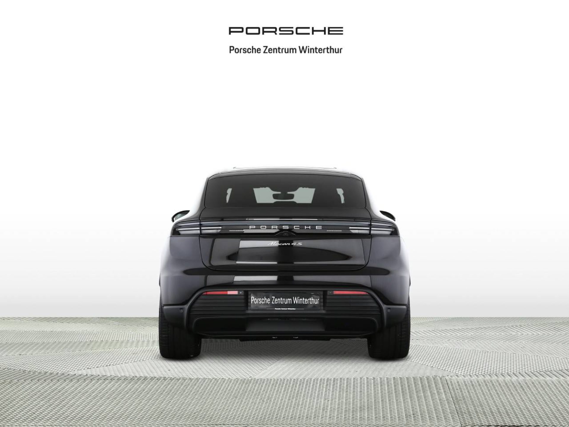 PORSCHE Macan 4S-image-6