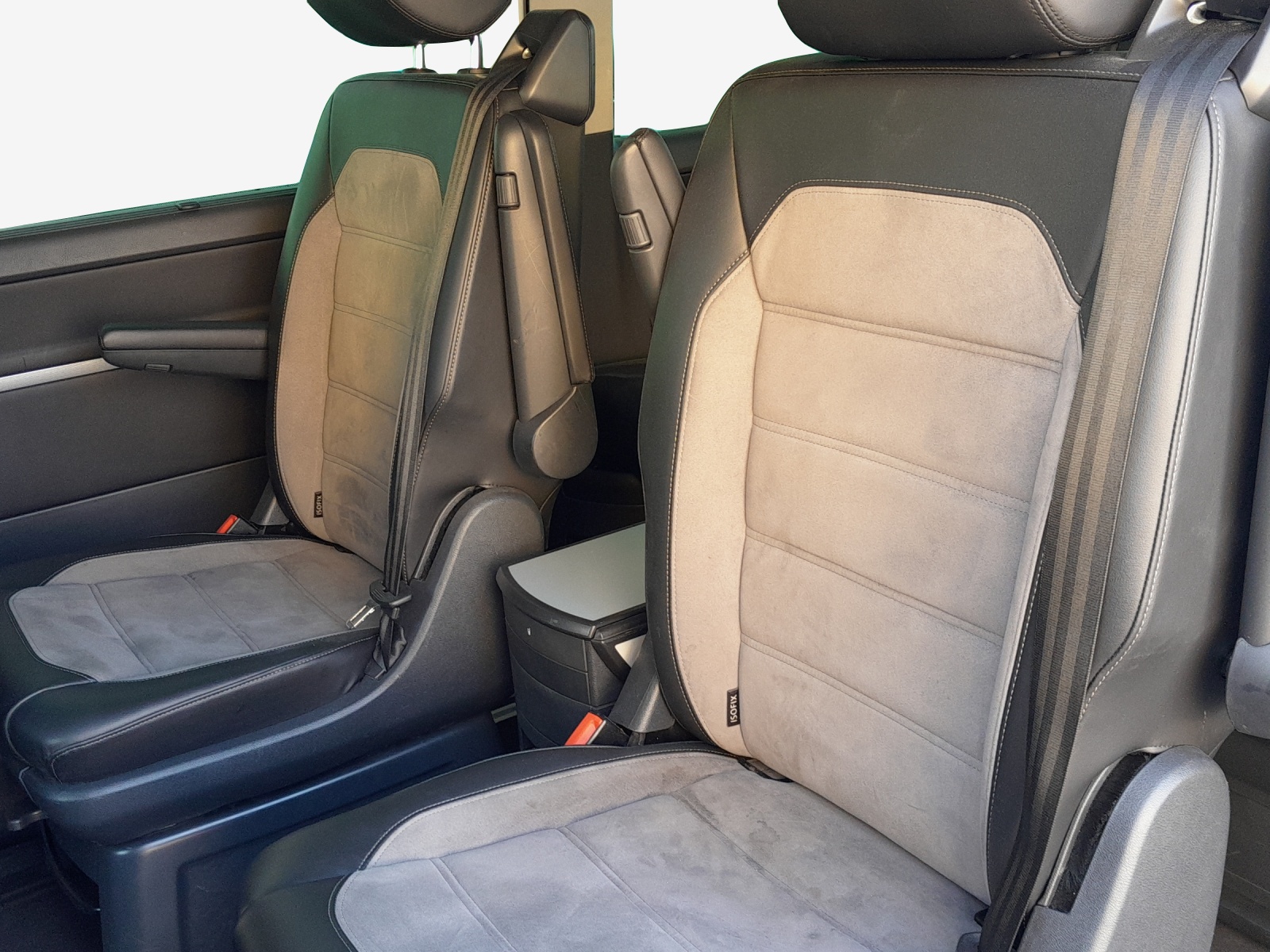VW T6.1 Multivan 2.0 Bi-TDI Highline Liberty 4Mot. DSG-image-11
