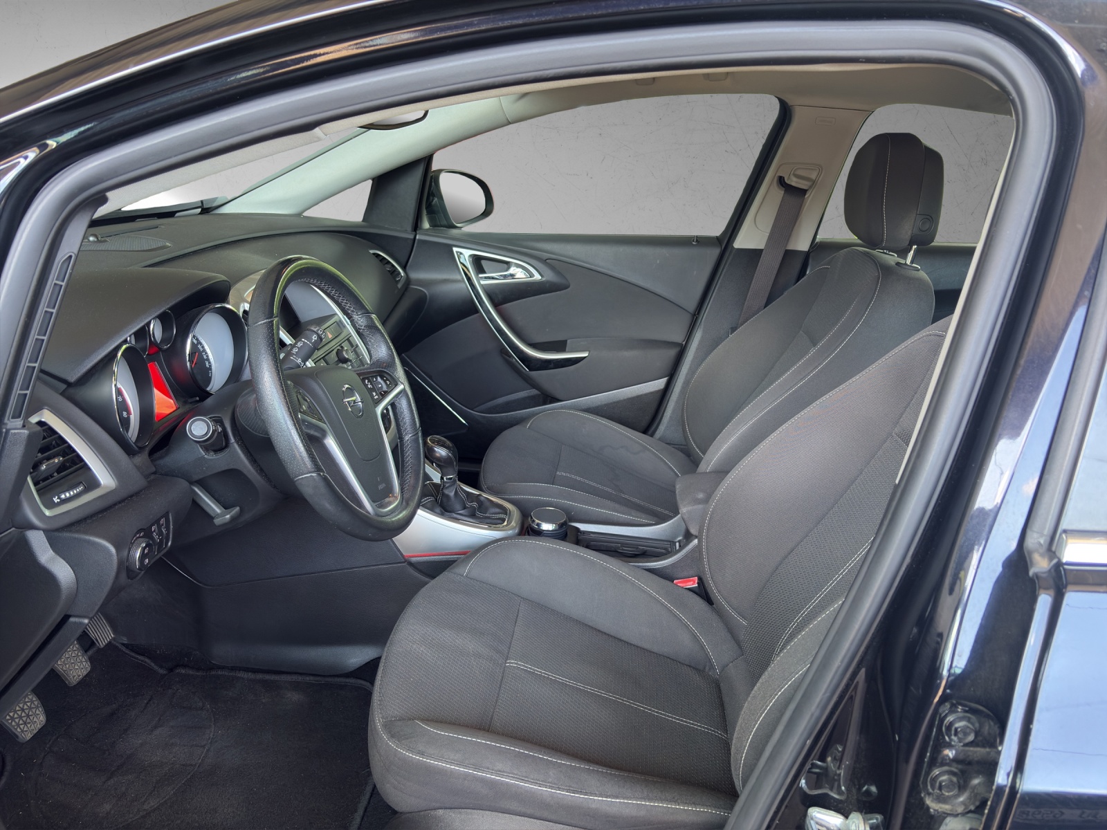OPEL Astra 1.6i 16V Turbo Sport-image-4