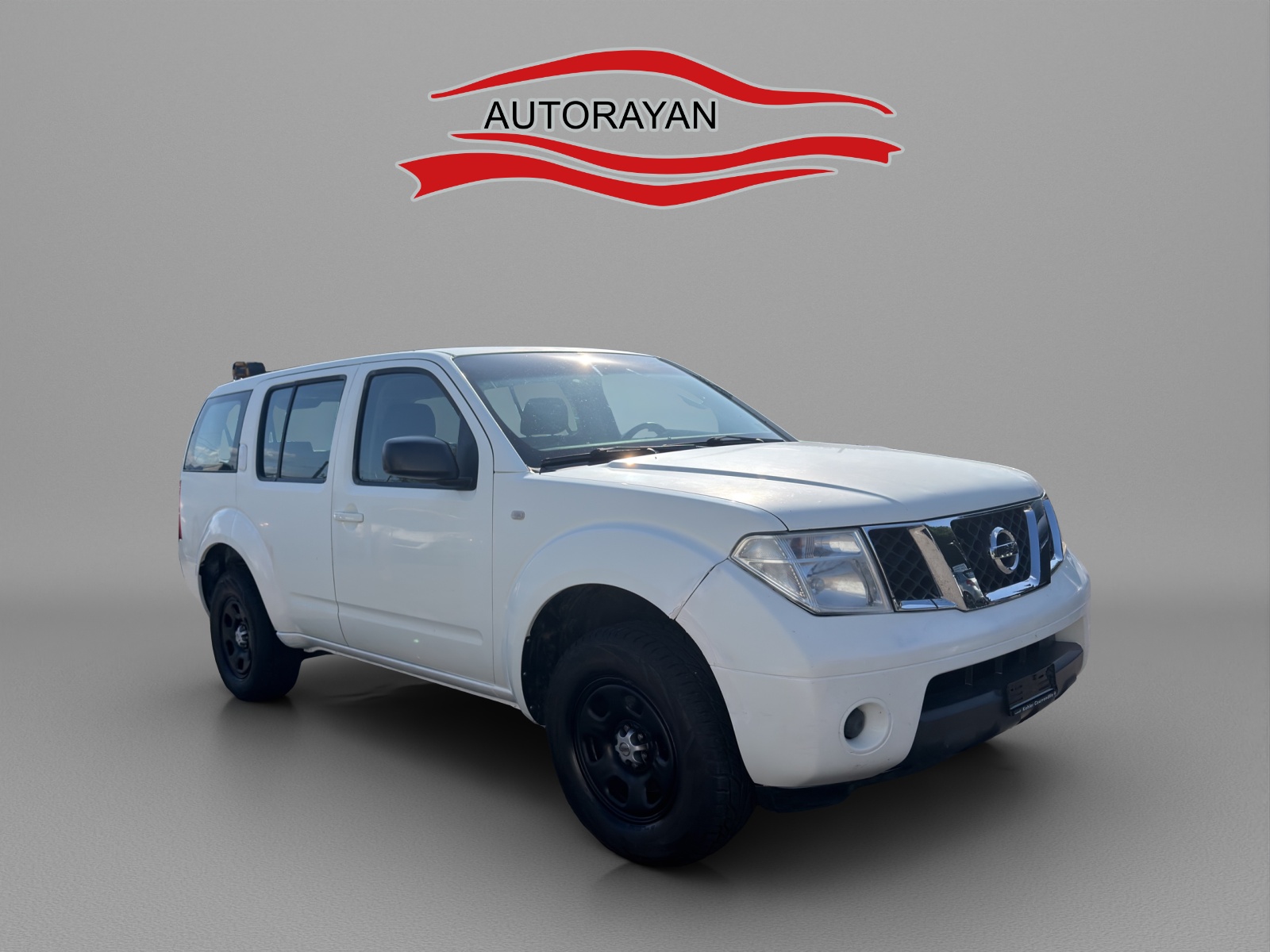 NISSAN Pathfinder 2.5 dCi-image-2