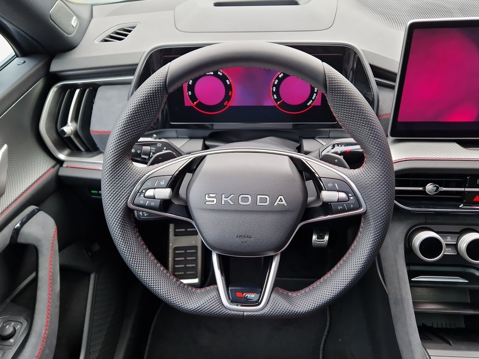 SKODA Kodiaq 2.0 TSI RS 4x4-image-4