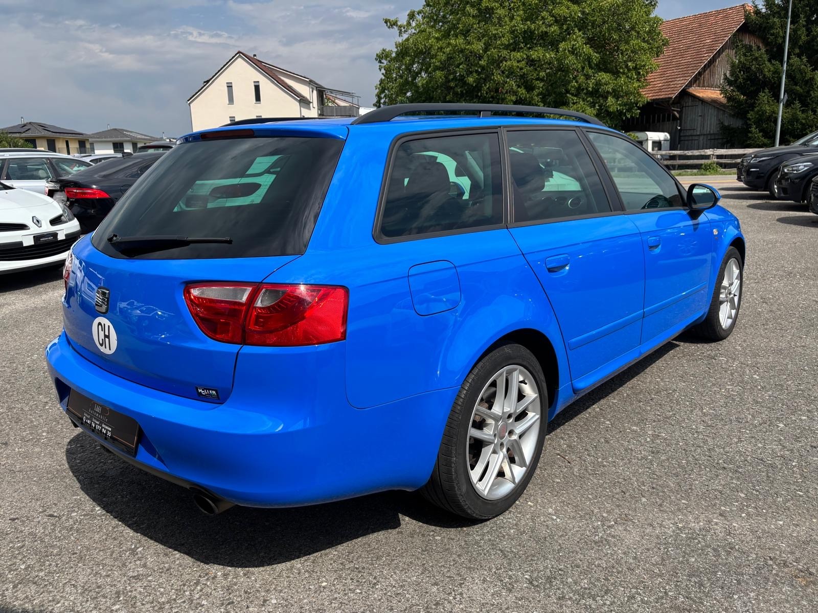 SEAT Exeo ST 2.0 TSI Style multitronic-image-3