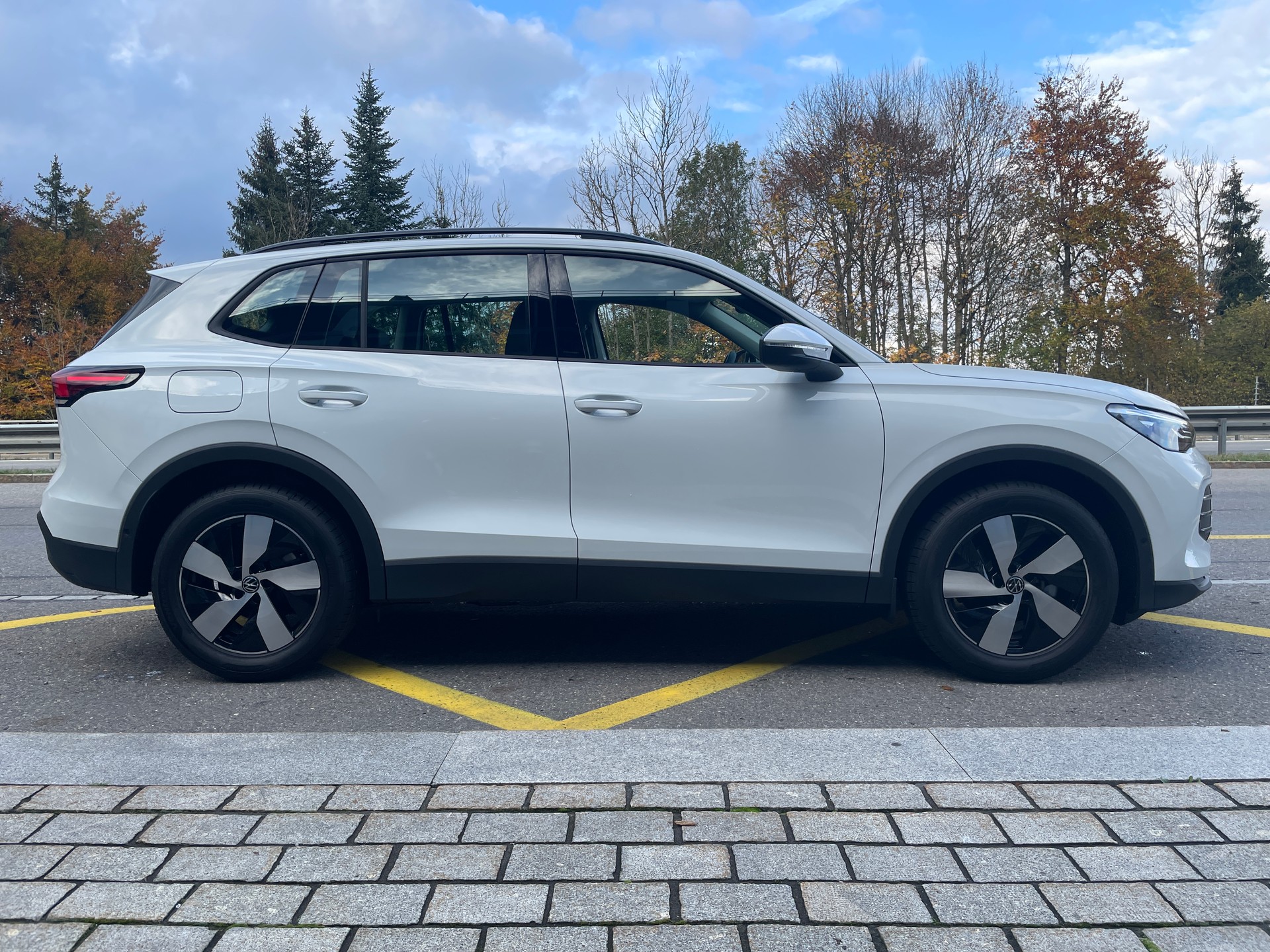 VW Tiguan 1.5 TSI evo2 mHEV Life DSG-image-3