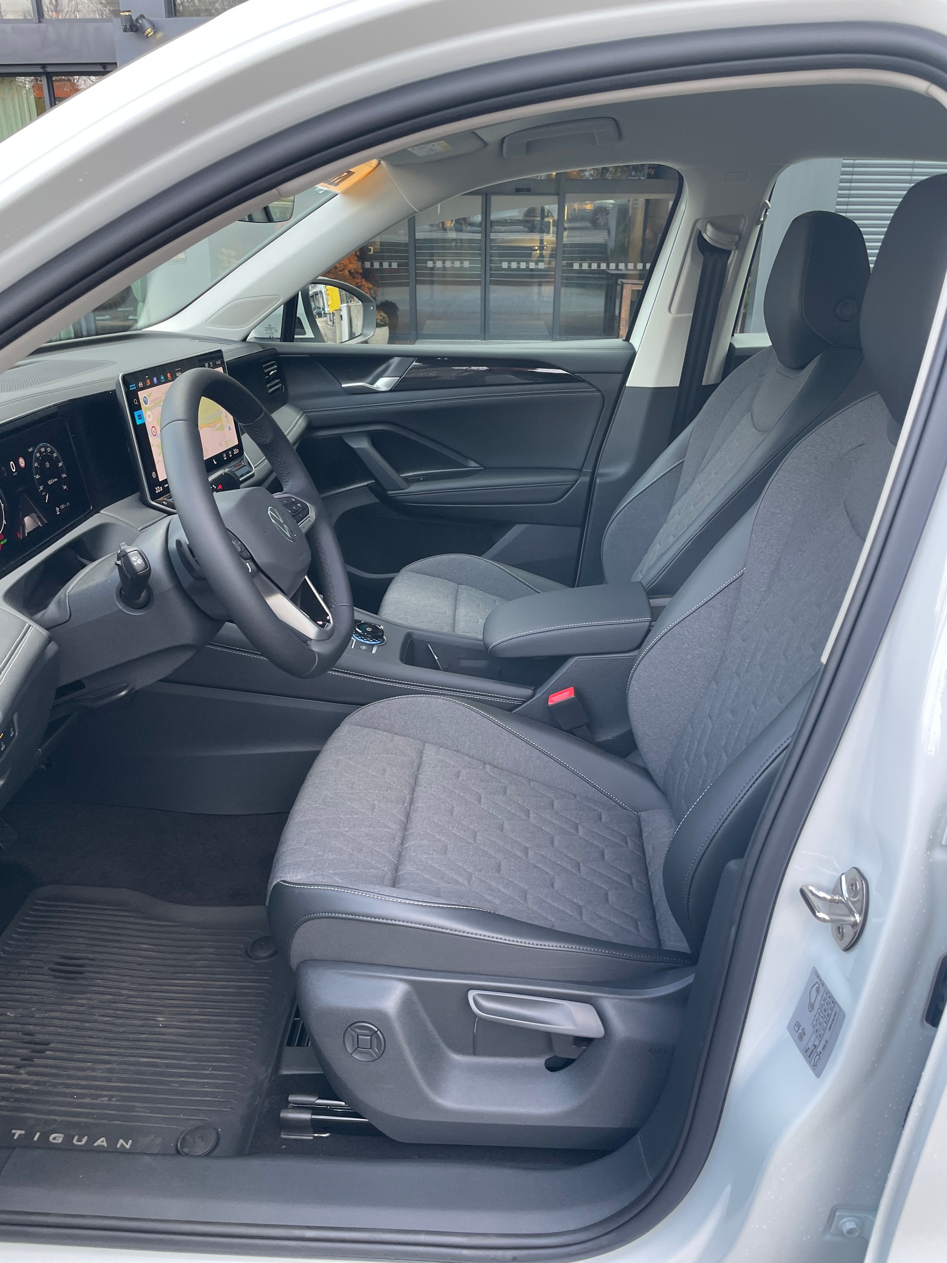 VW Tiguan 1.5 TSI evo2 mHEV Life DSG-image-12