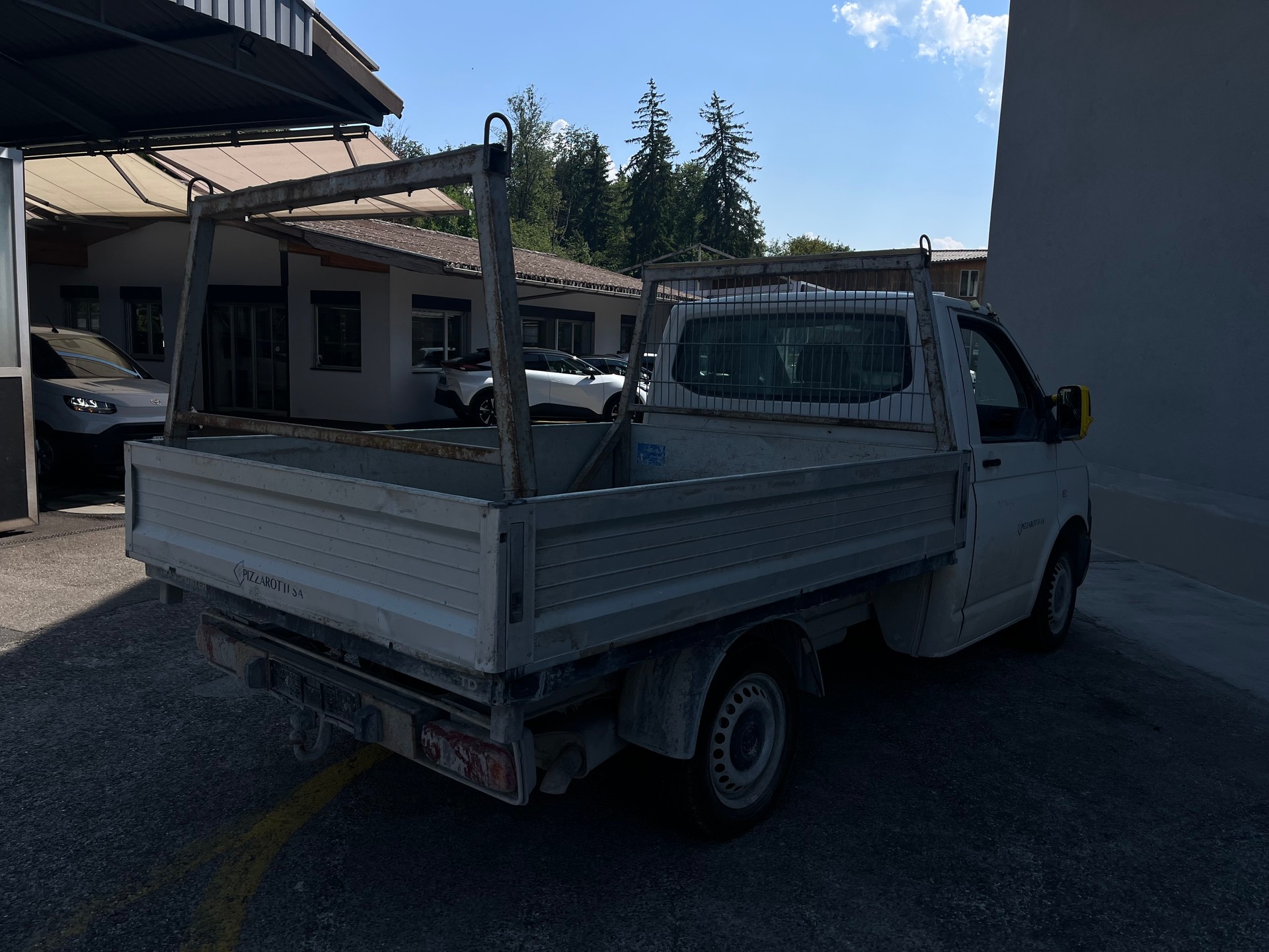 VW T5 2.0 TDI-image-3
