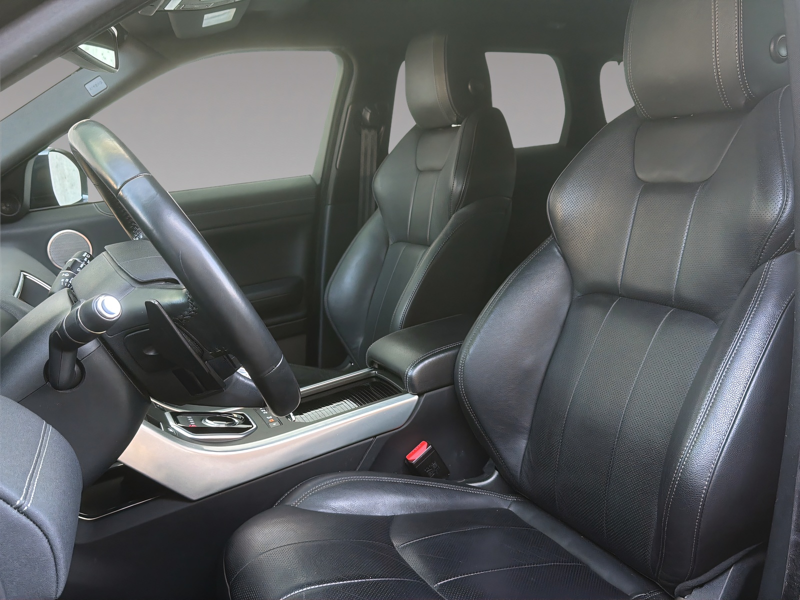 LAND ROVER Range Rover Evoque 2.0 Si4 SE Dynamic-image-5